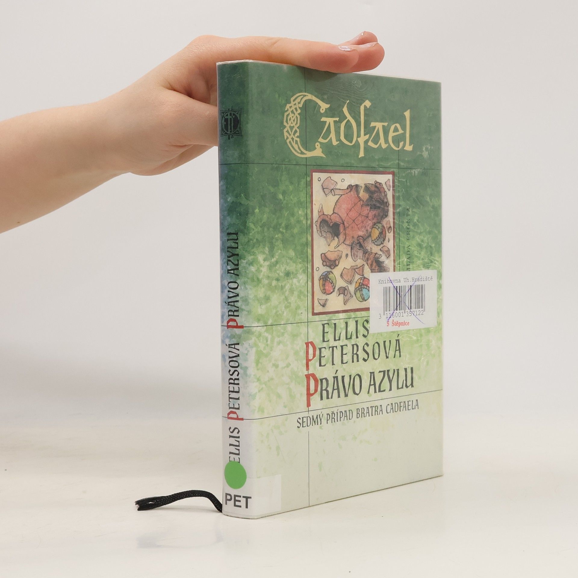 Ellis Peters Právo azylu. Případy bratra Cadfaela. 7. díl