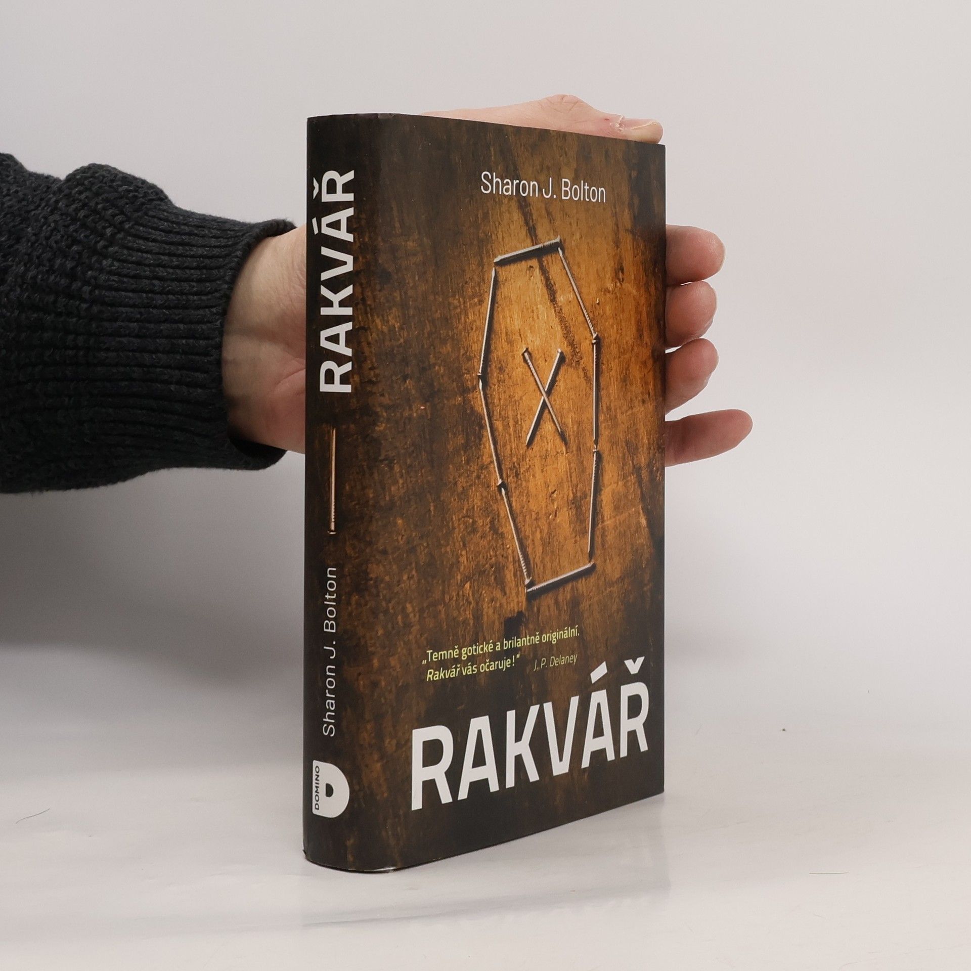 S. J. Bolton Rakvář
