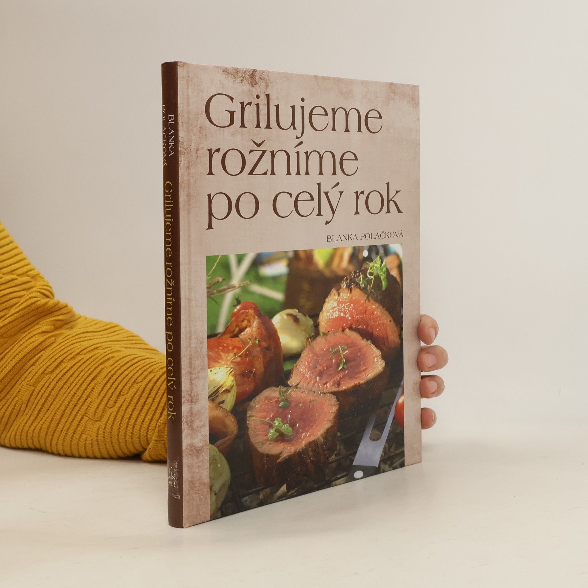 Grilujeme, rožníme po celý rok