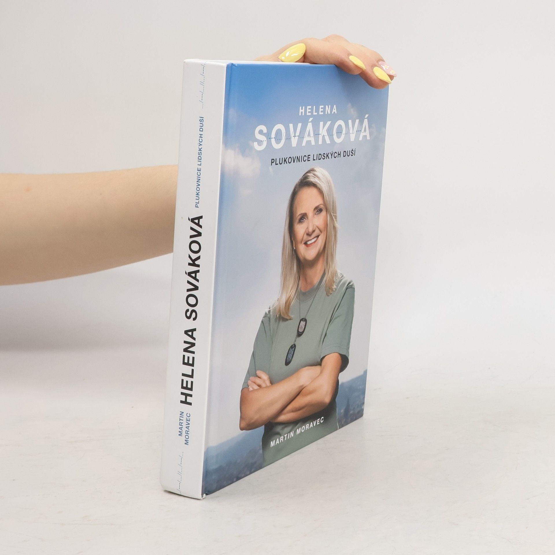 Martin Moravec Helena Sováková: Plukovnice lidských duší