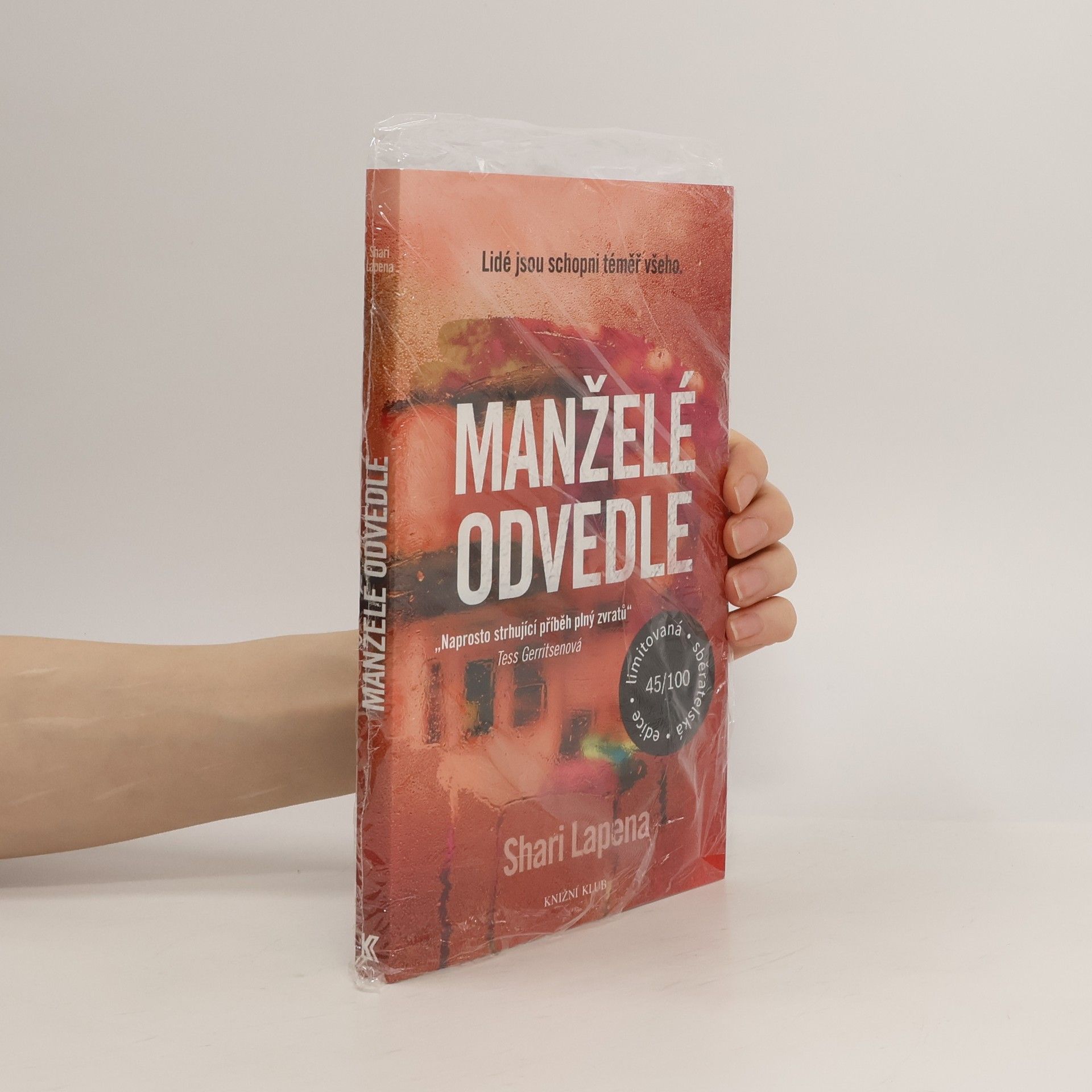 Shari Lapena Manželé odvedle