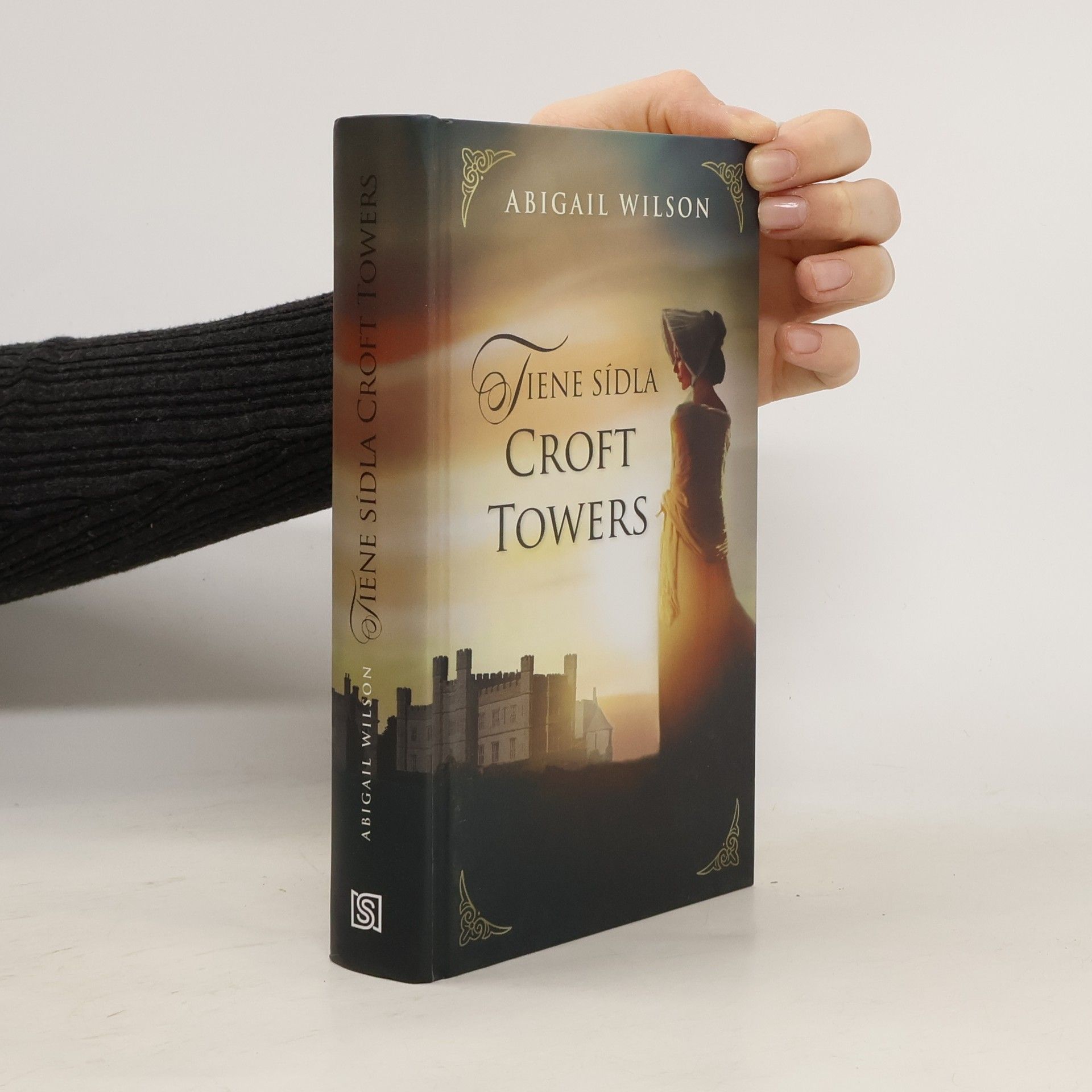 Abigail Wilson Tiene sídla Croft Towers