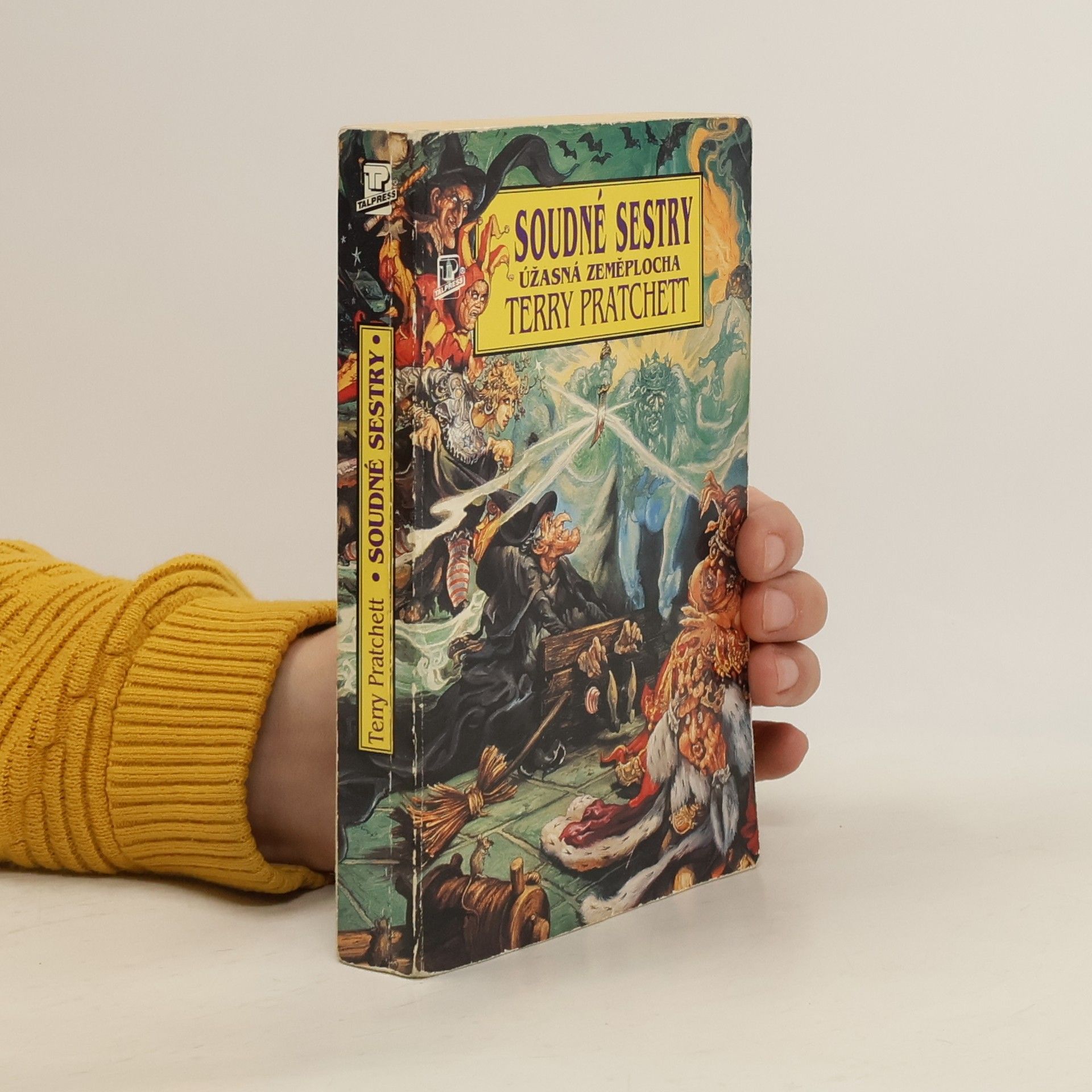 Terry Pratchett Soudné sestry