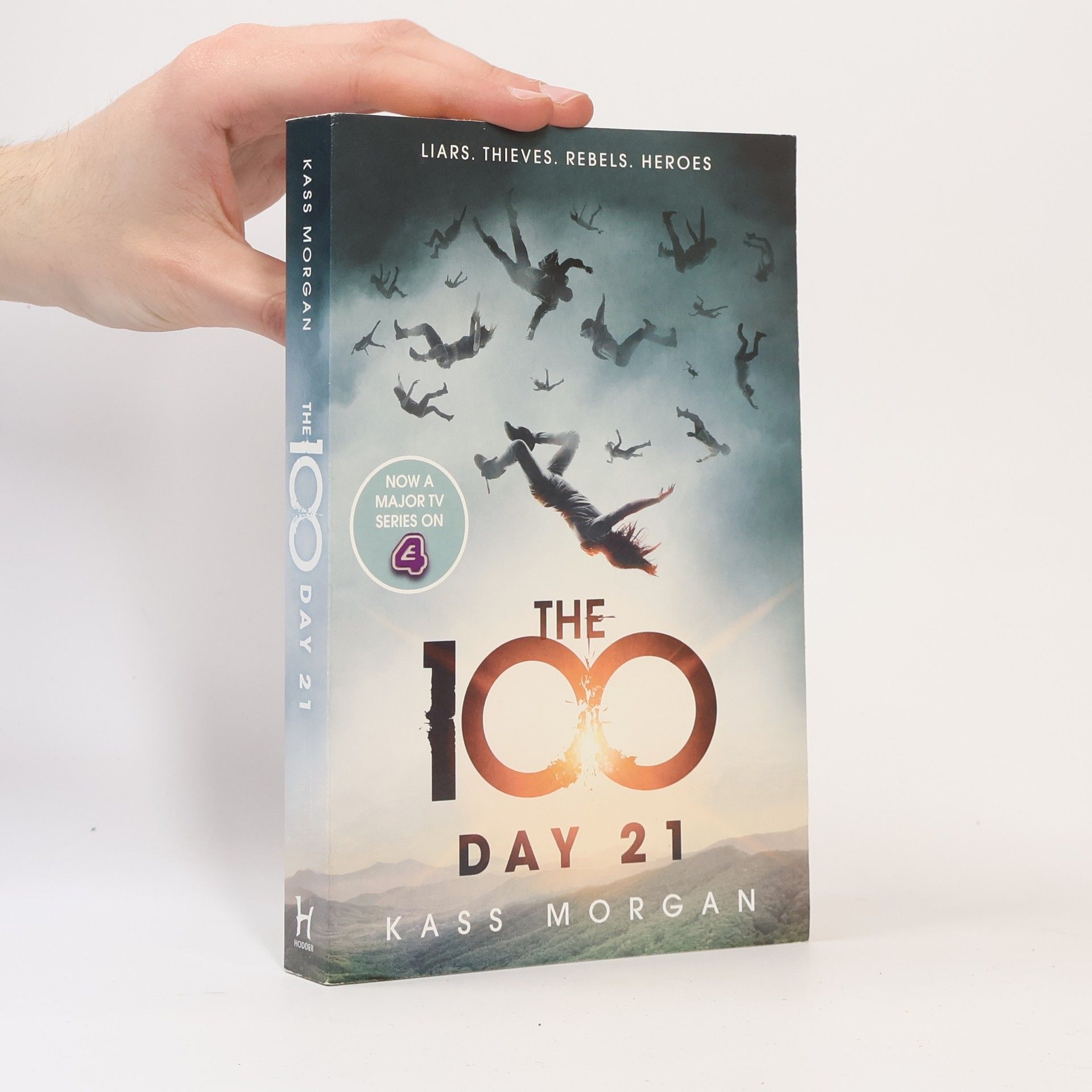 Kass Morgan The 100: Day 21