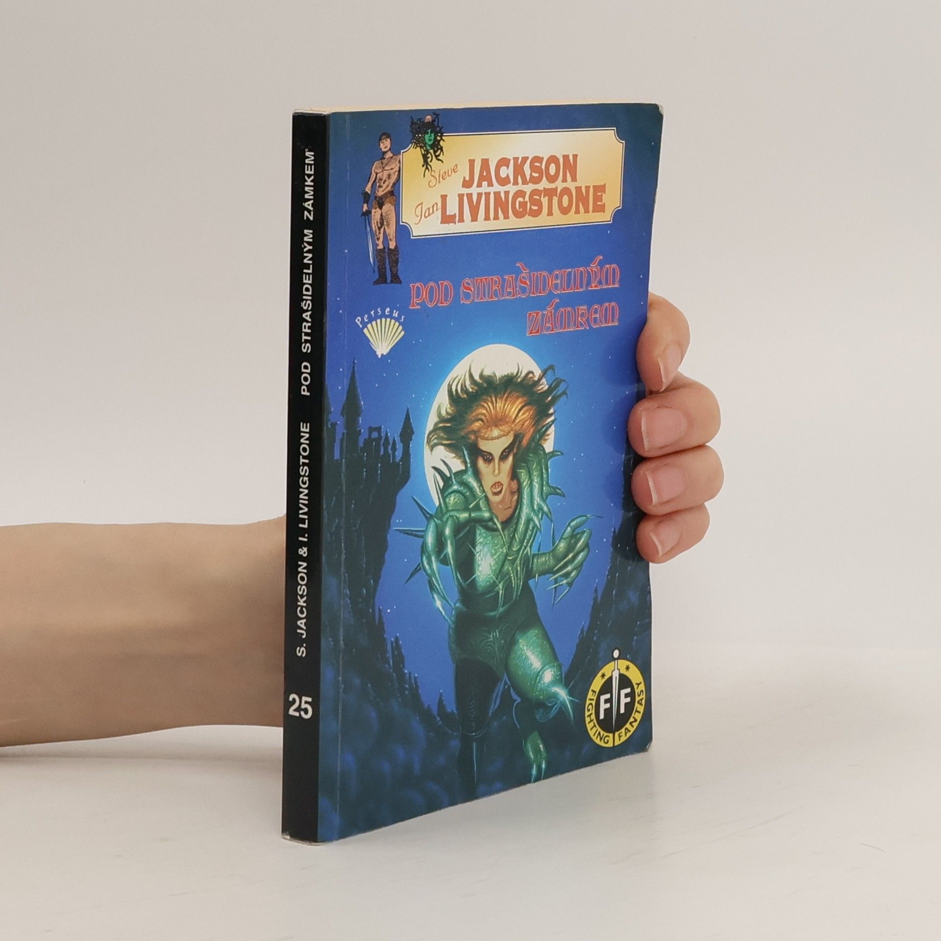 Peter Evans Pod strašidelným zámkem