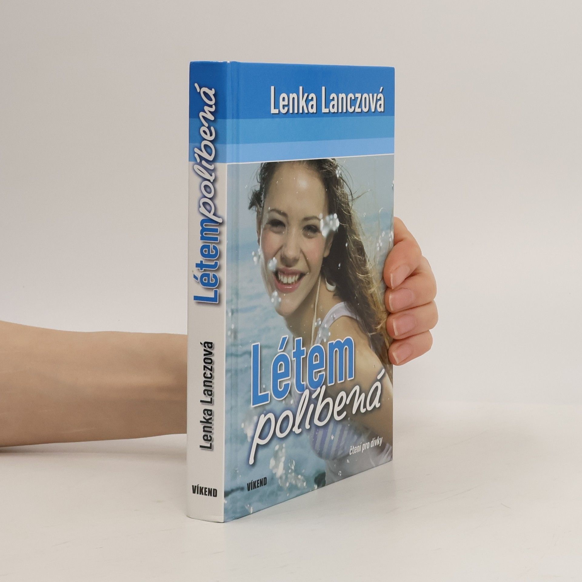 Lenka Lanczová Létem políbená