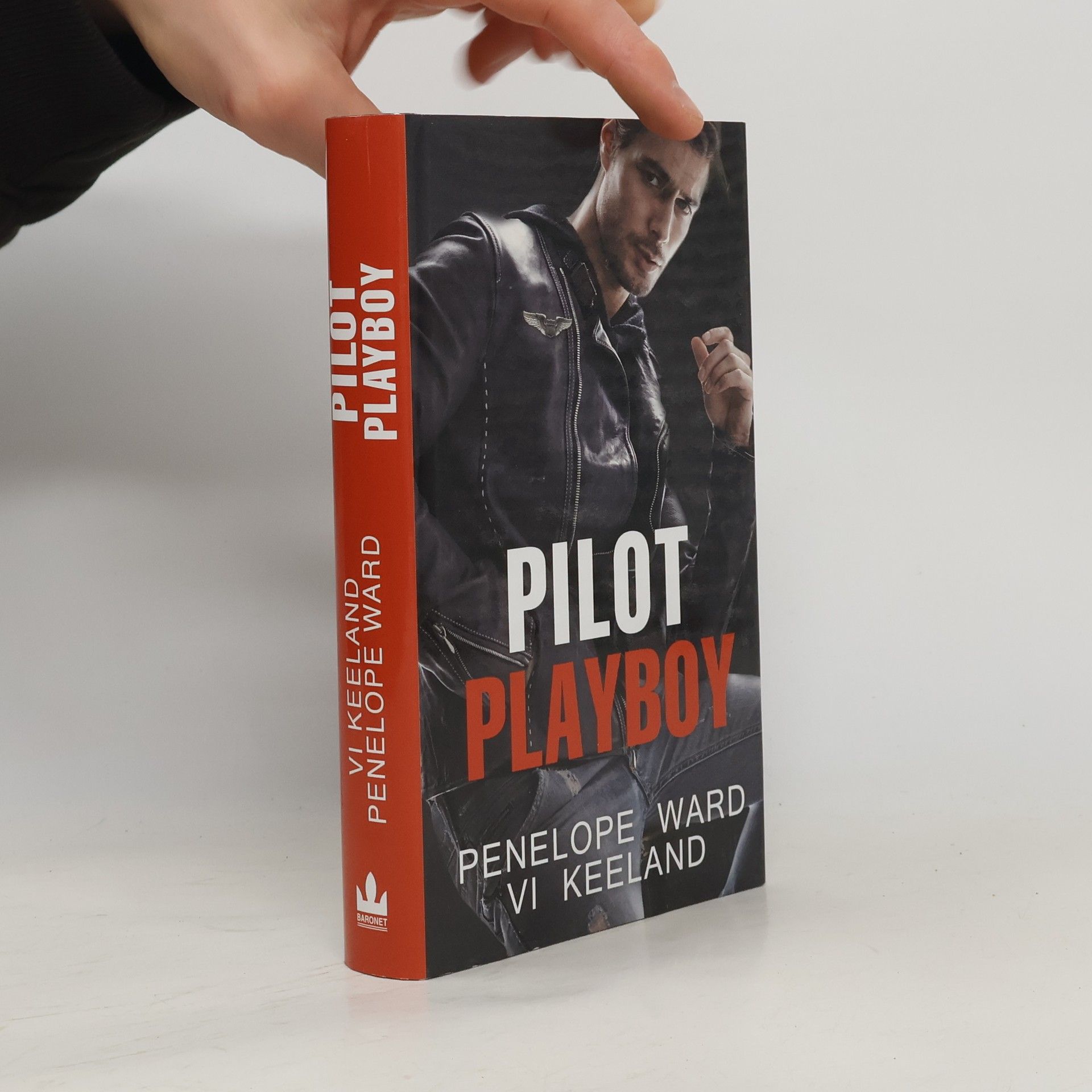 Vi Keeland Pilot playboy