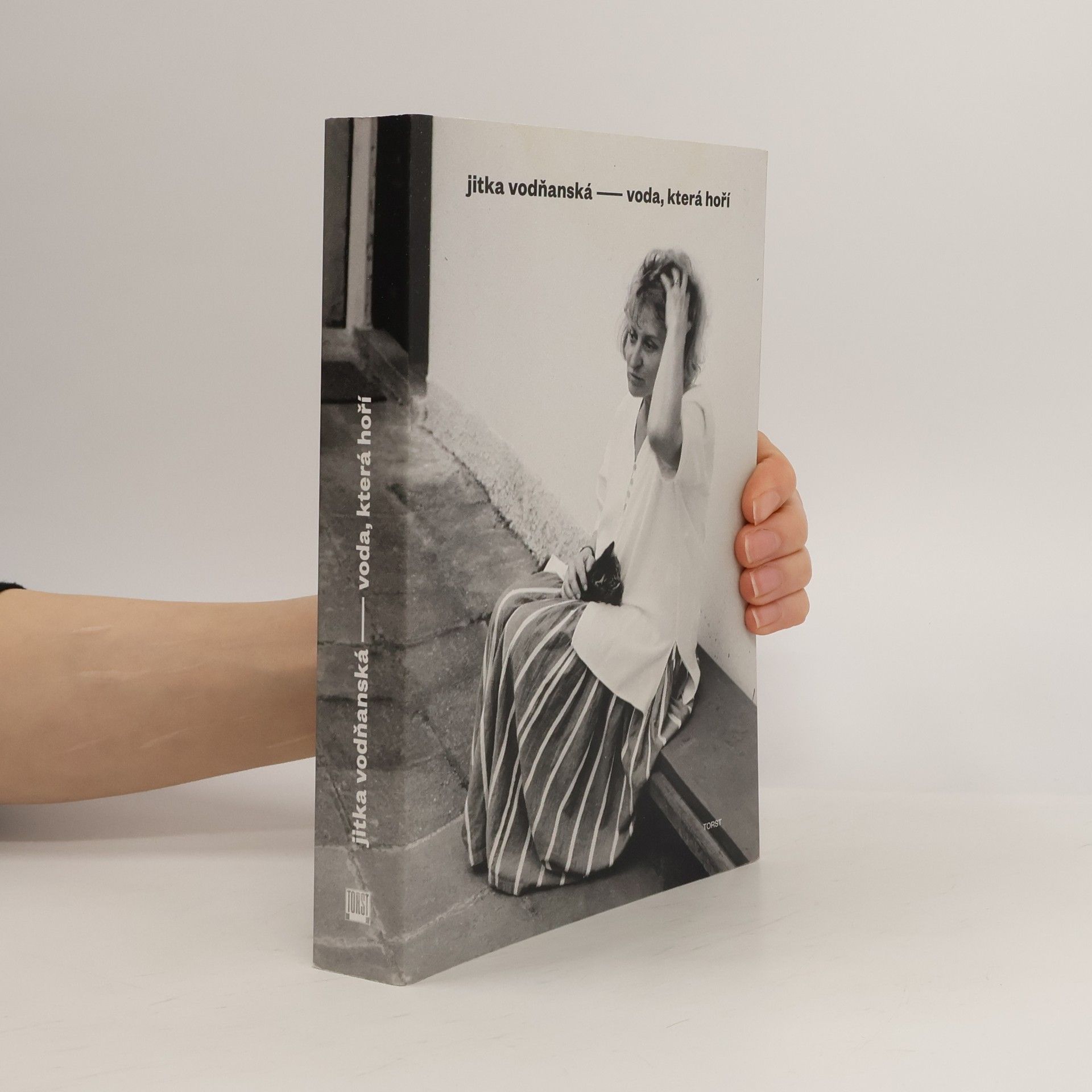 Jitka Vodňanská Voda, která hoří