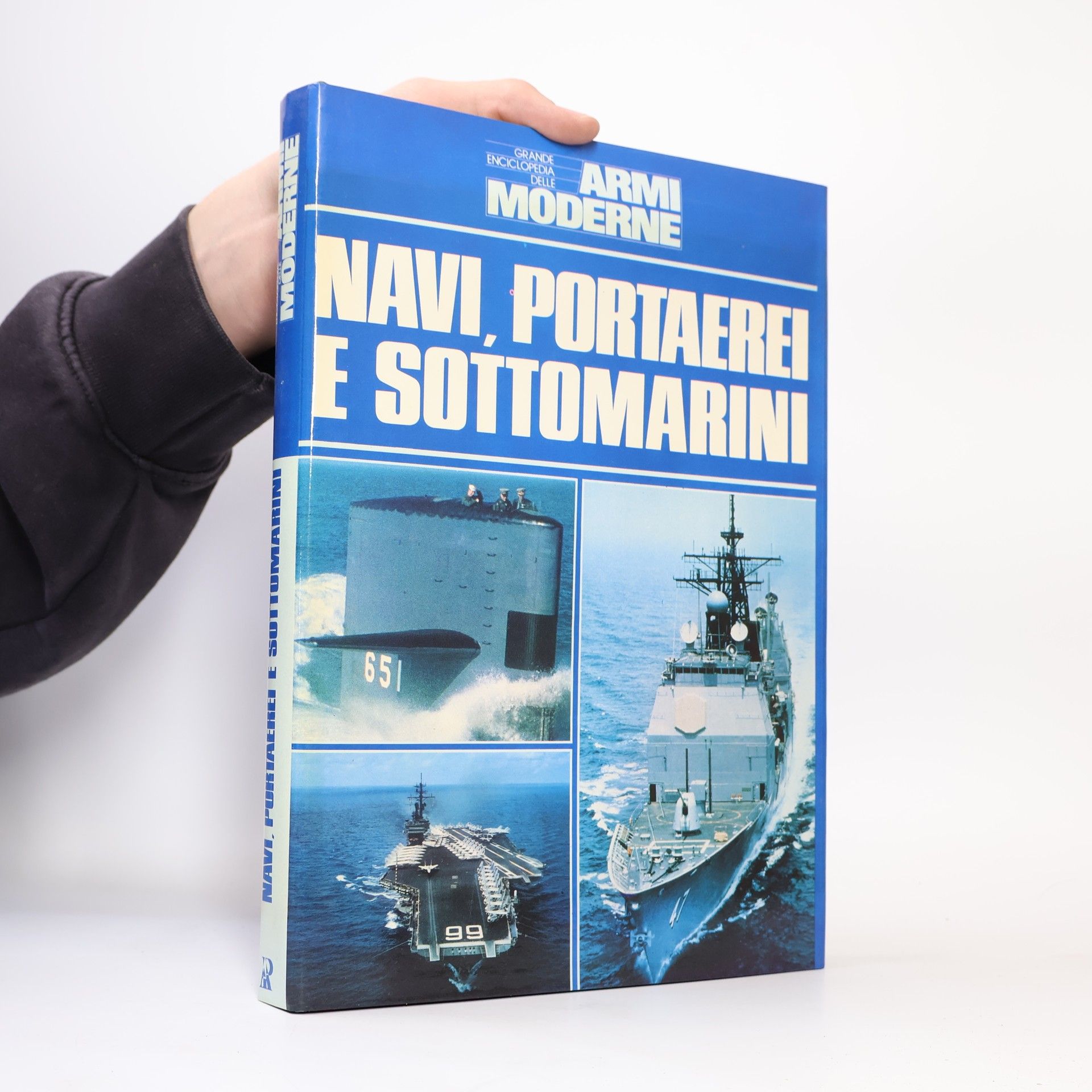 Kolektiv autorů Navi, Portaerei e Sottomarini