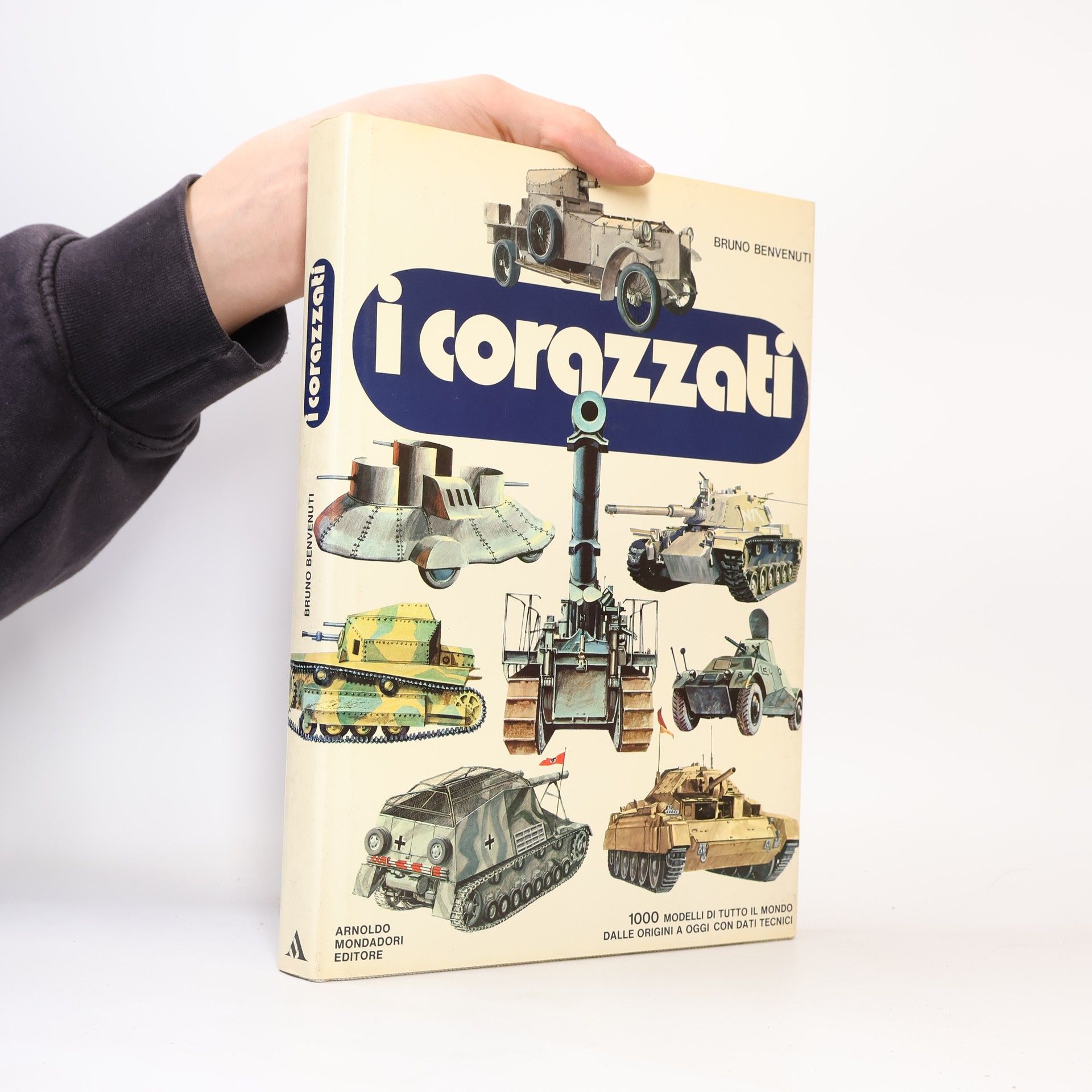 Richard M. Ogorkiewicz I Corazzati