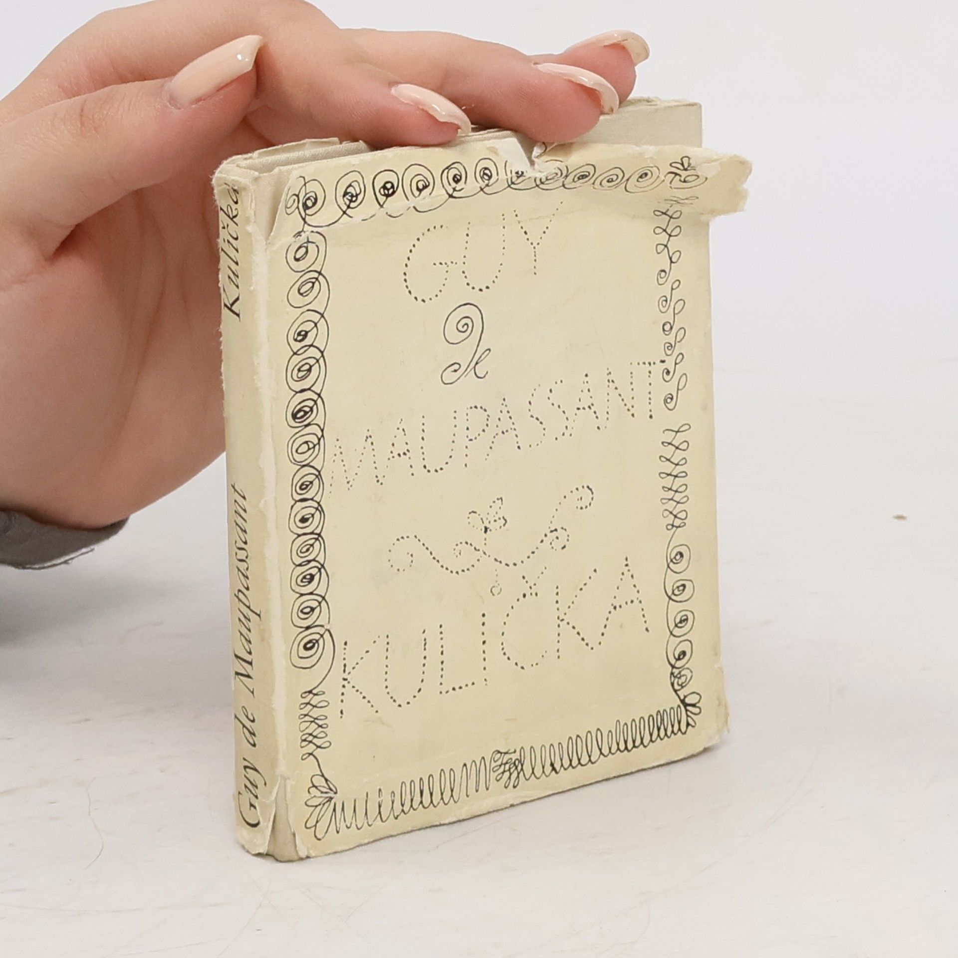 Guy de Maupassant Kulička