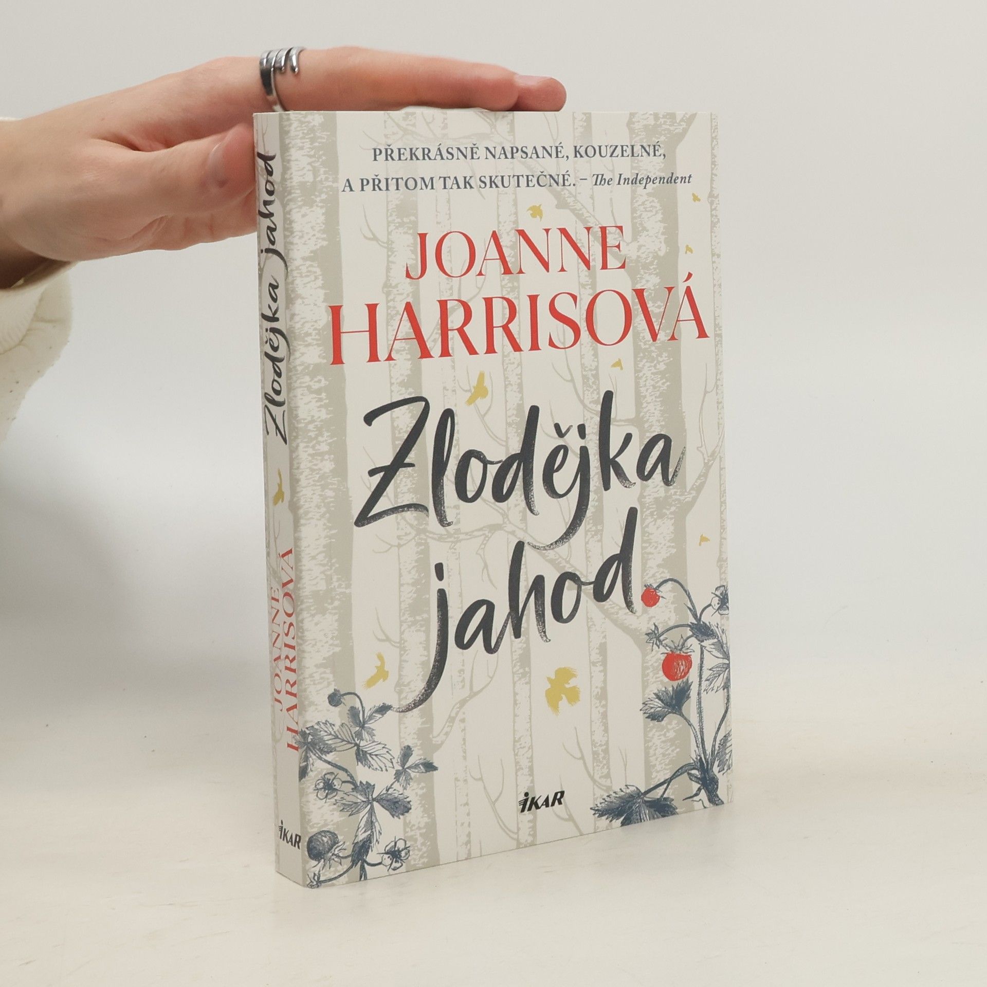 Joanne Harris Zlodějka jahod