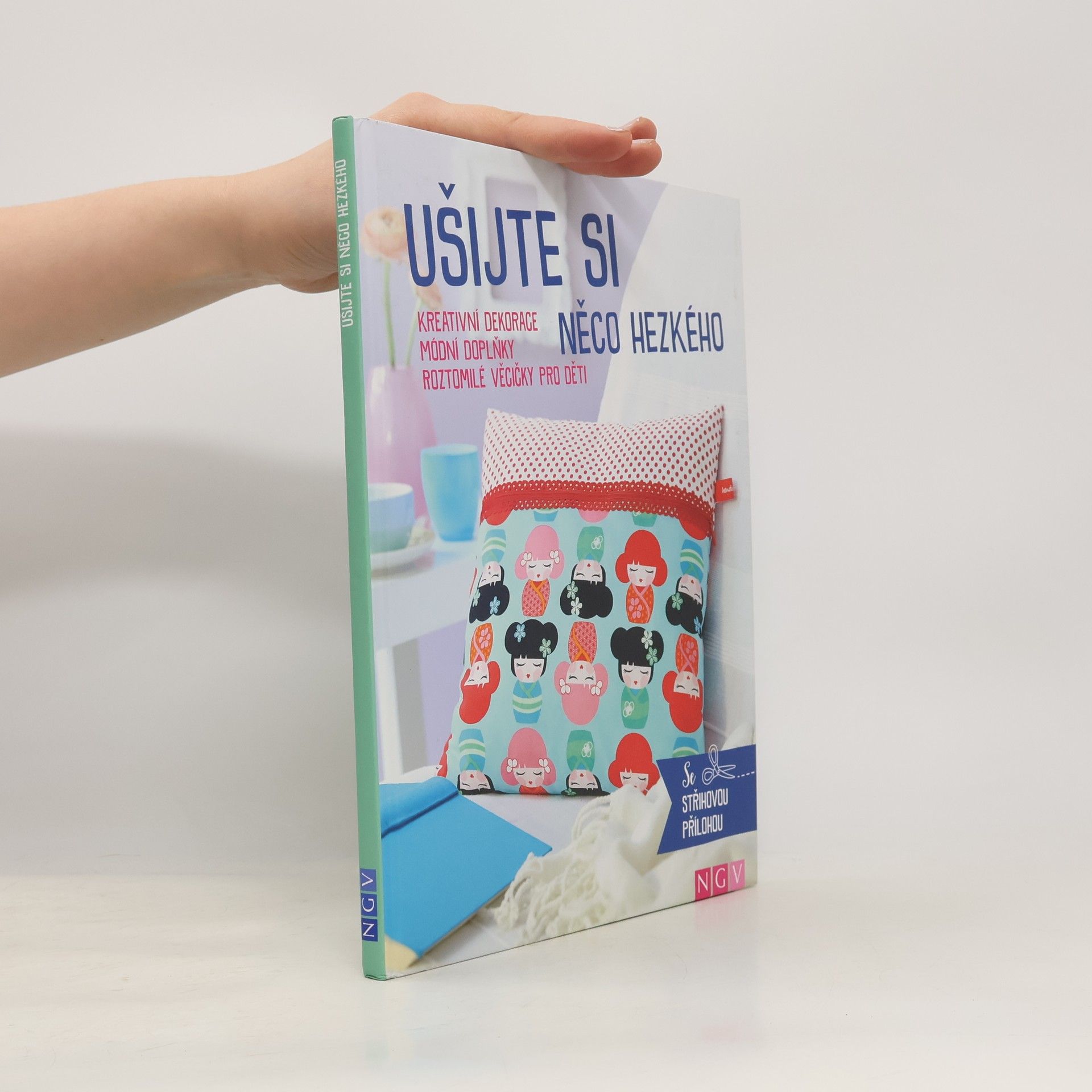 Collectif d'auteurs Ušijte si něco hezkého