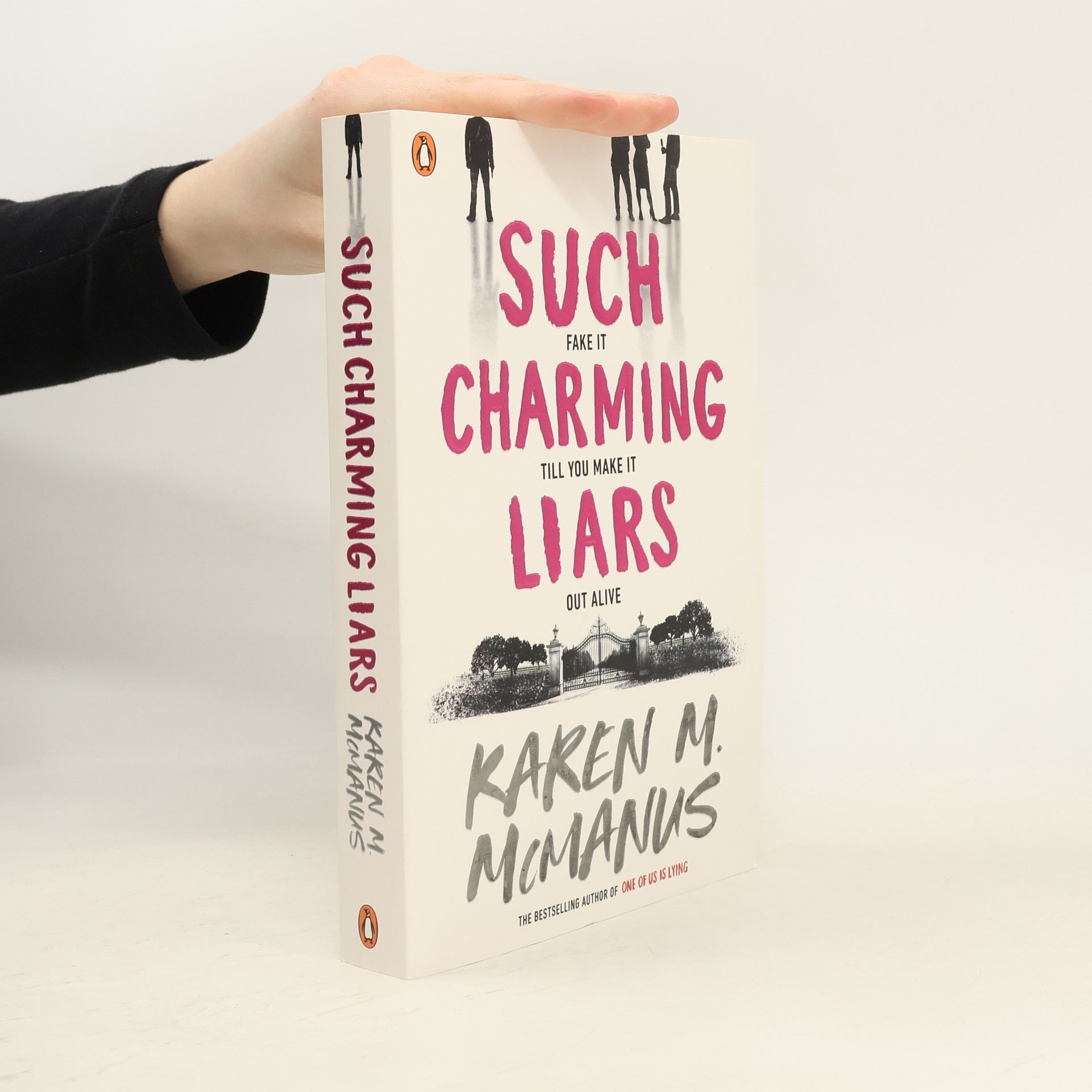 Karen M. McManus Such Charming Liars