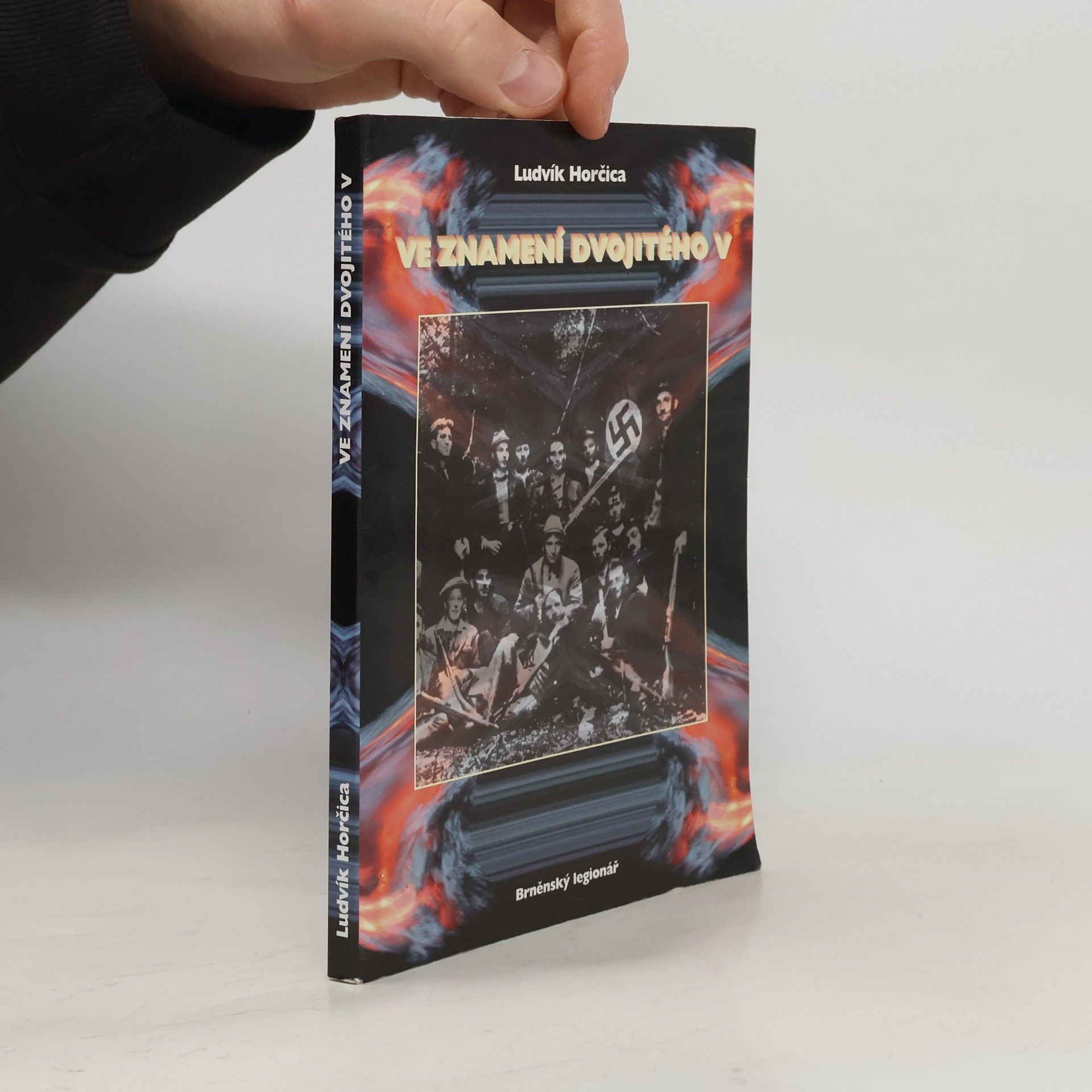 Ve znamení dvojitého V