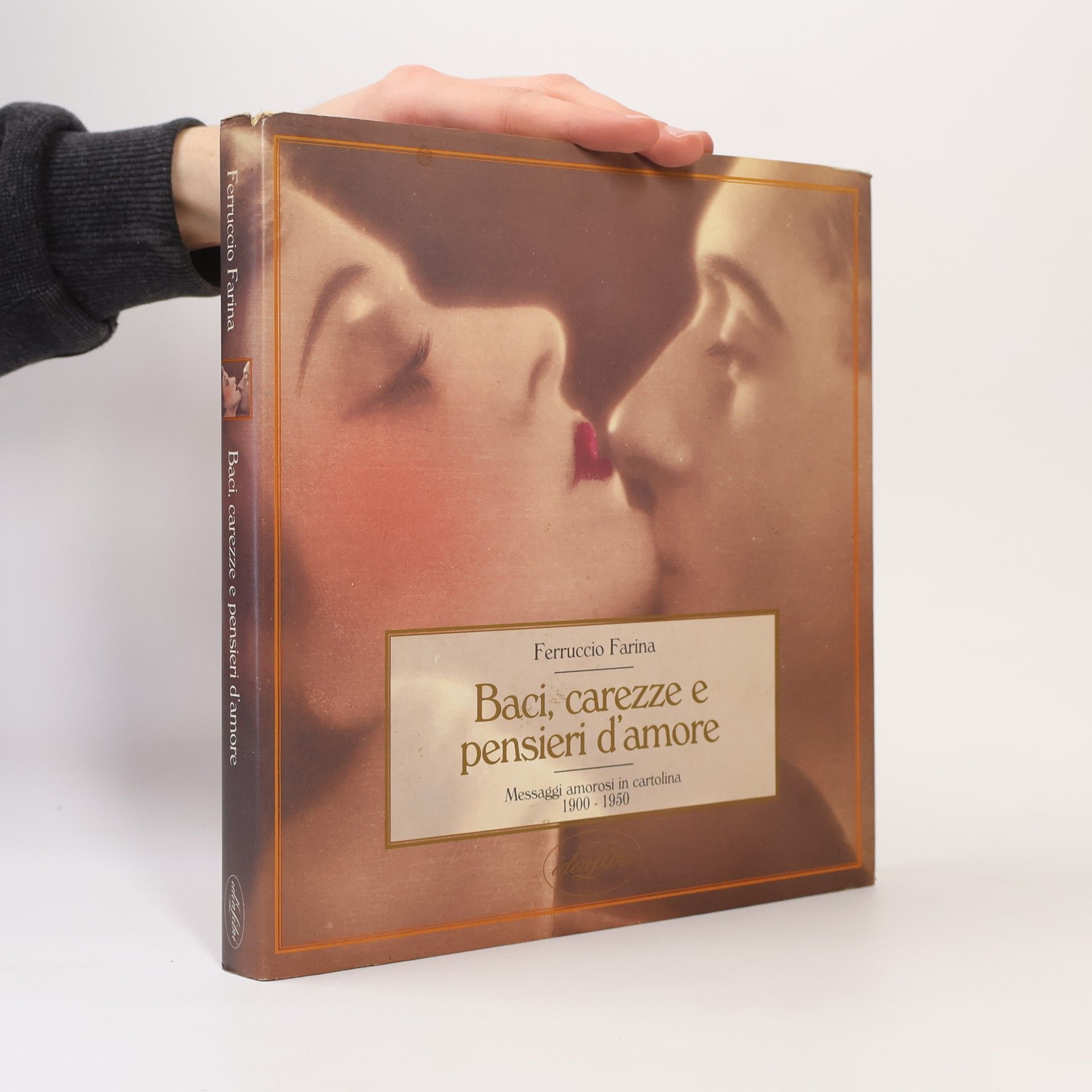 Baci, carezze e pensieri d'amore