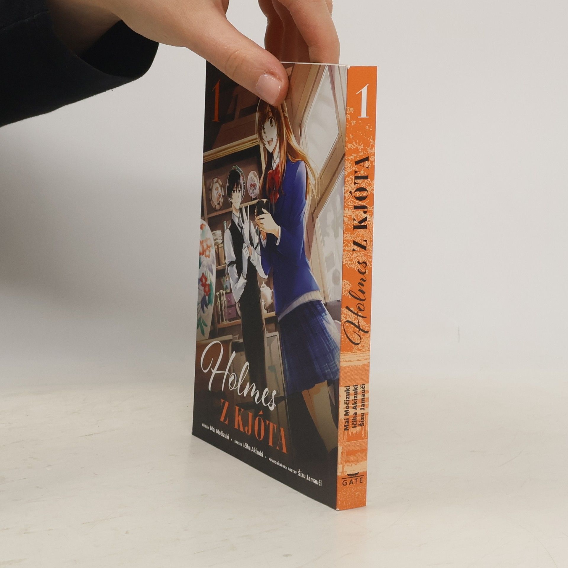 Mai Močizuki Holmes z Kjóta. 1