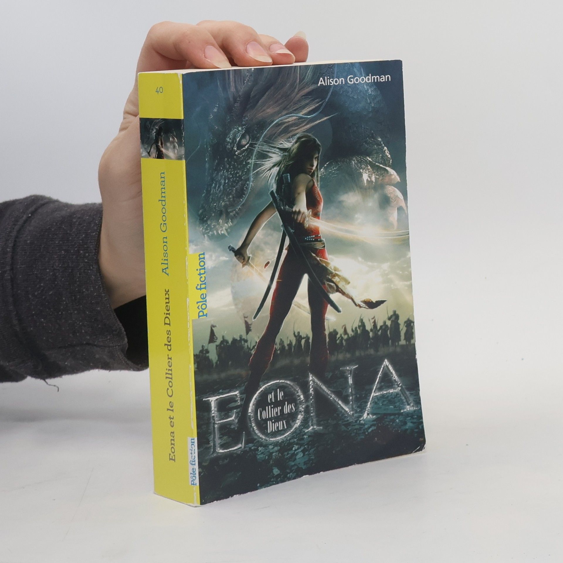 Alison Goodman Pôle fiction - 40: Eona et le Collier des Dieux