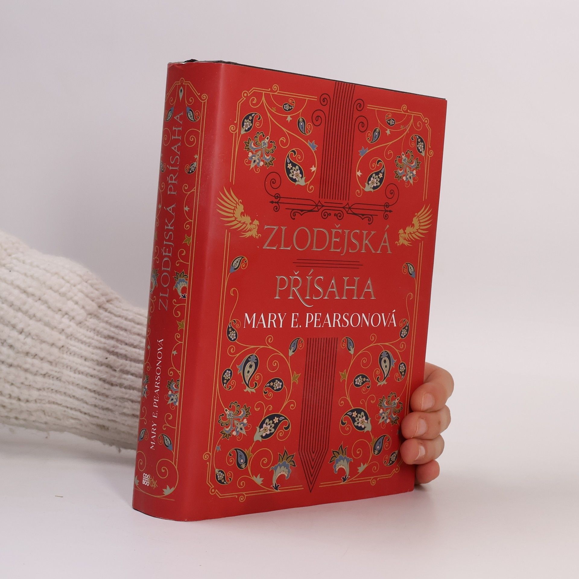 Mary E. Pearson Zlodějská přísaha