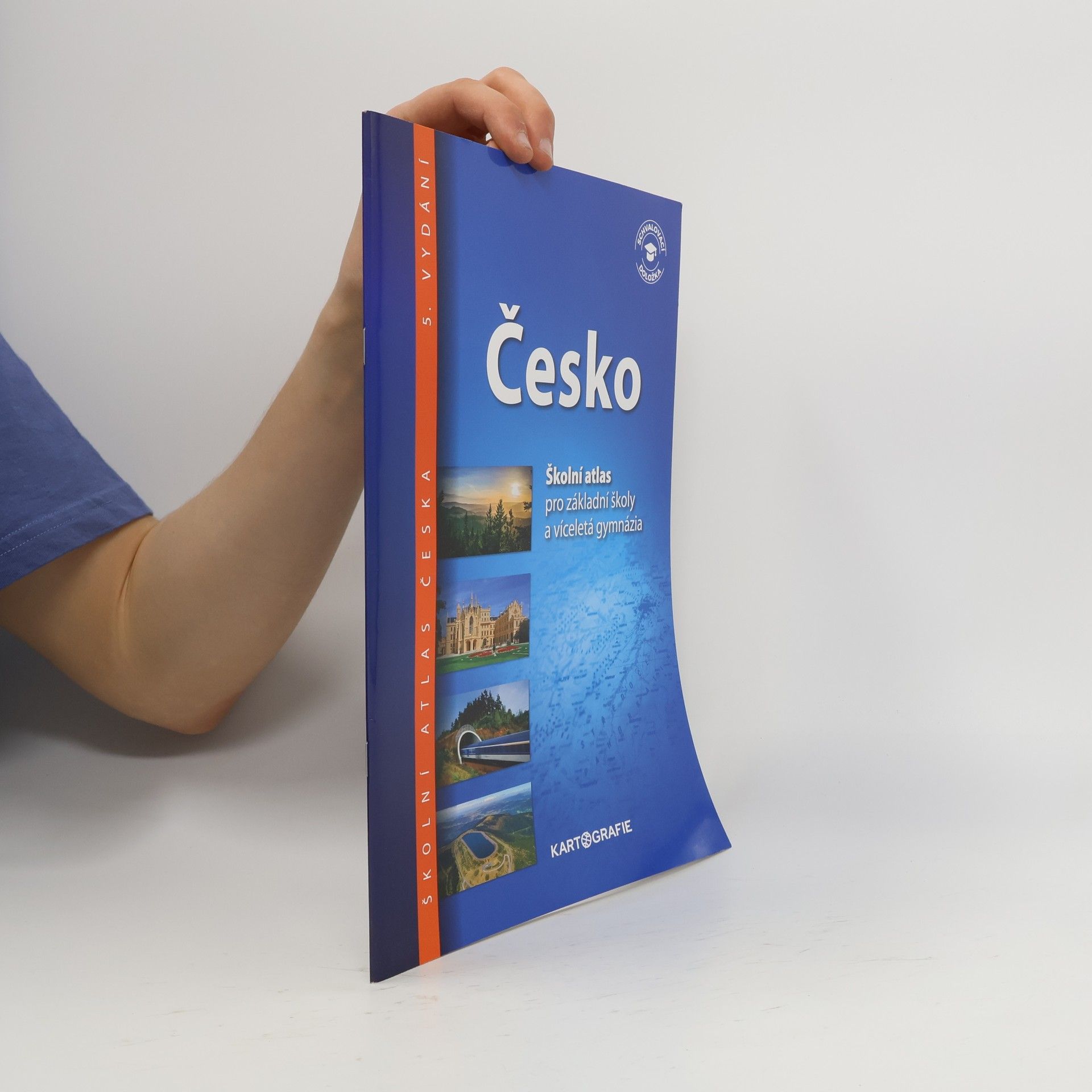 Kolektiv autorů Česko: školní atlas pro základní školy a víceletá gymnázia