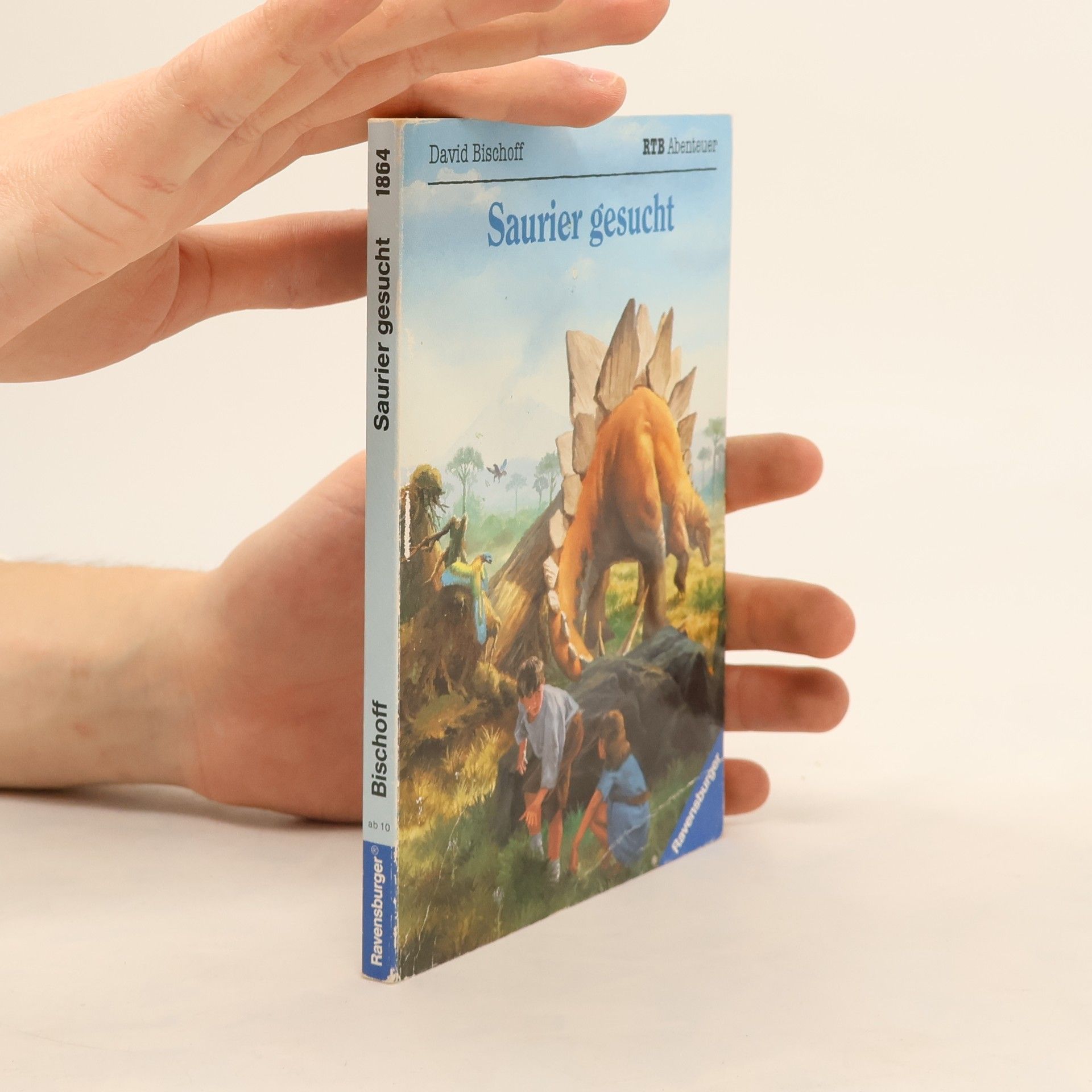 David F. Bischoff Saurier gesucht