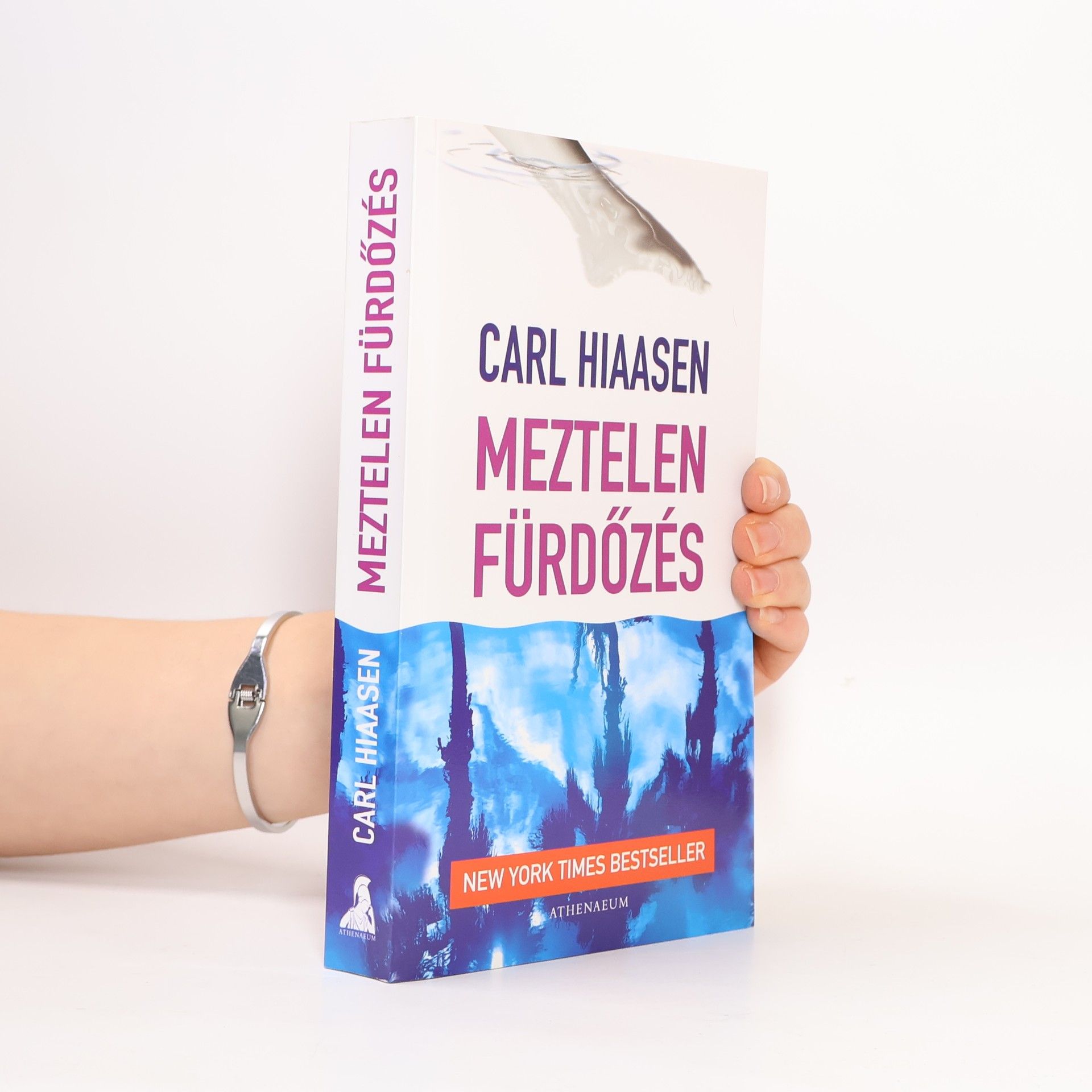 Carl Hiaasen Meztelen fürdőzés
