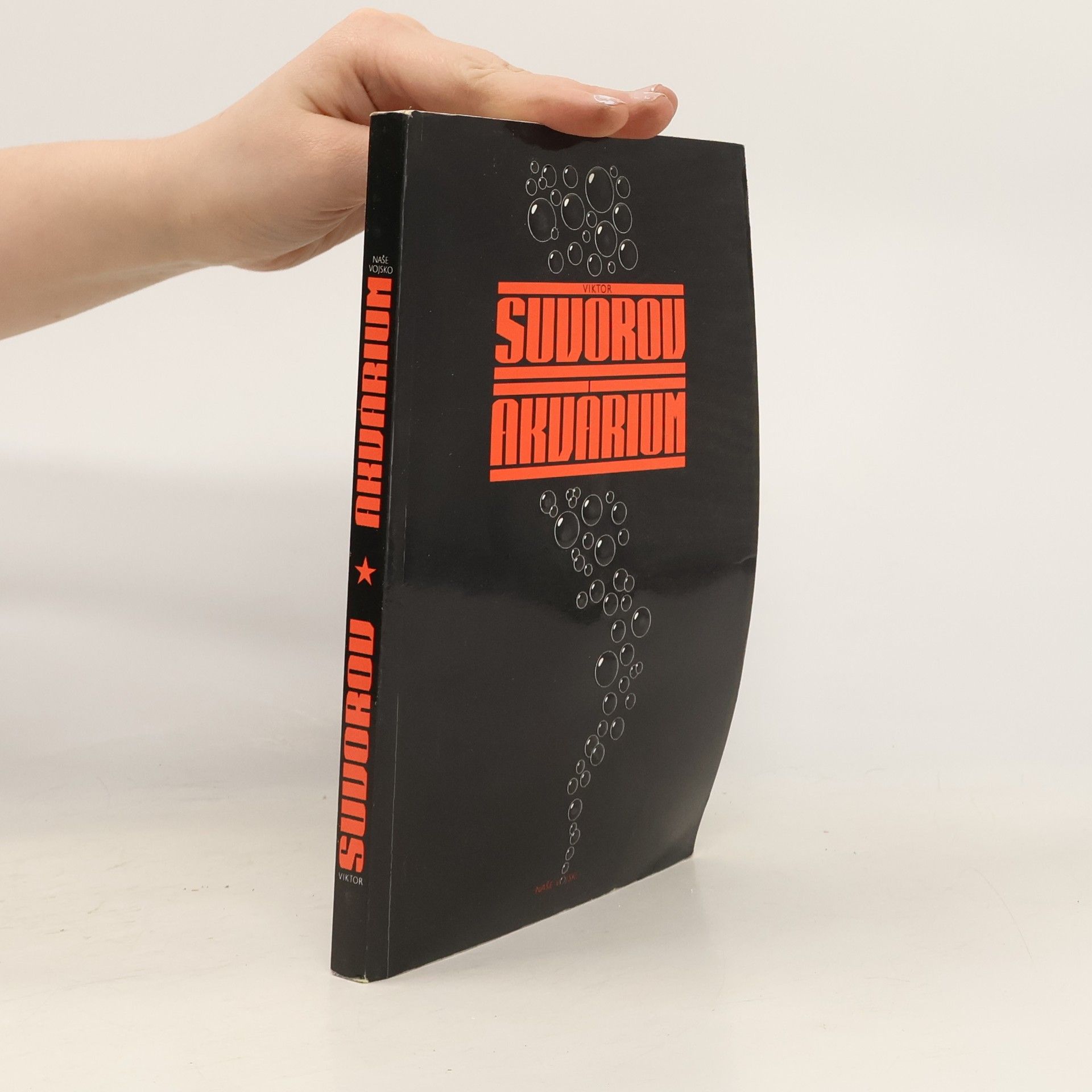 Viktor Suvorov Akvárium