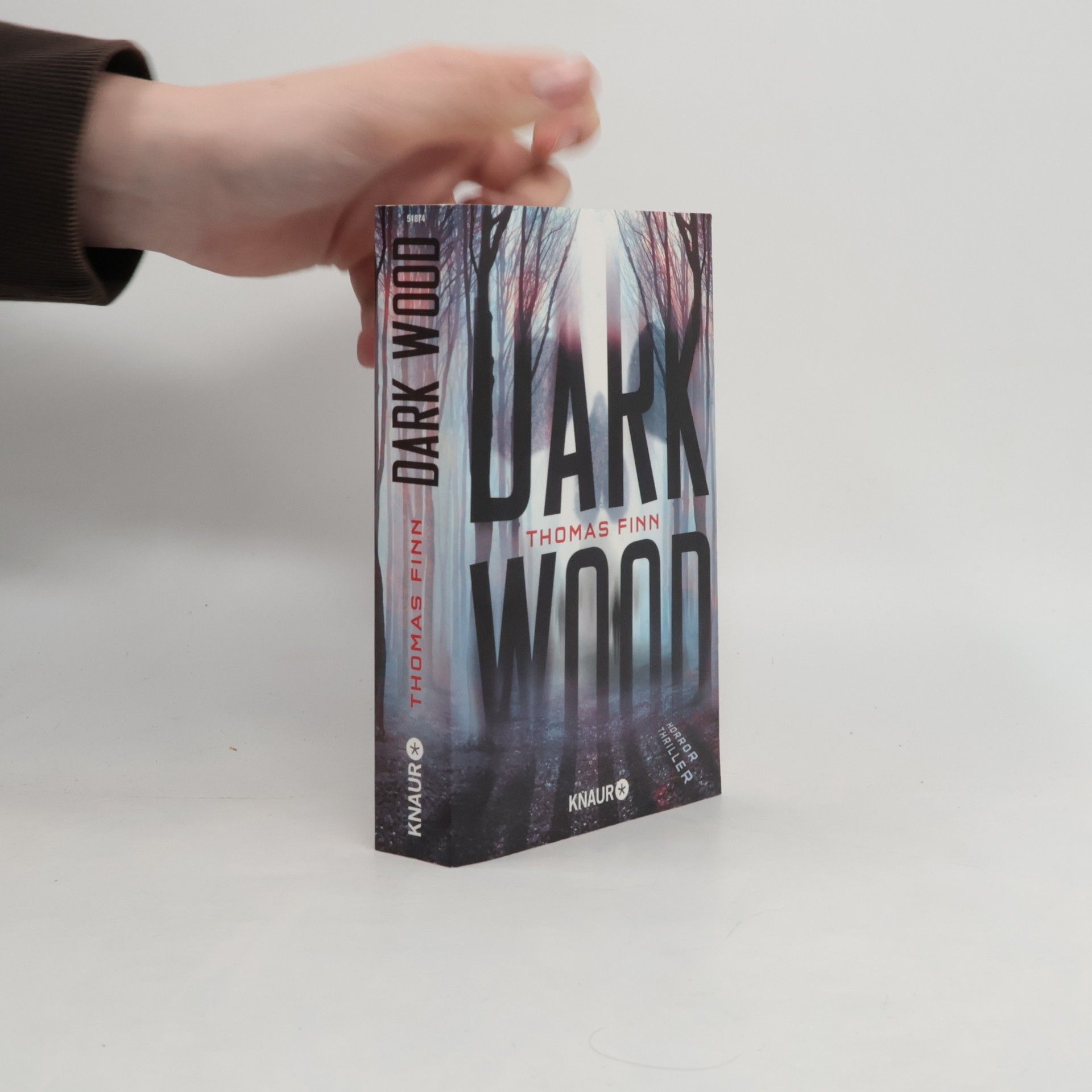 Thomas Finn Dark Wood