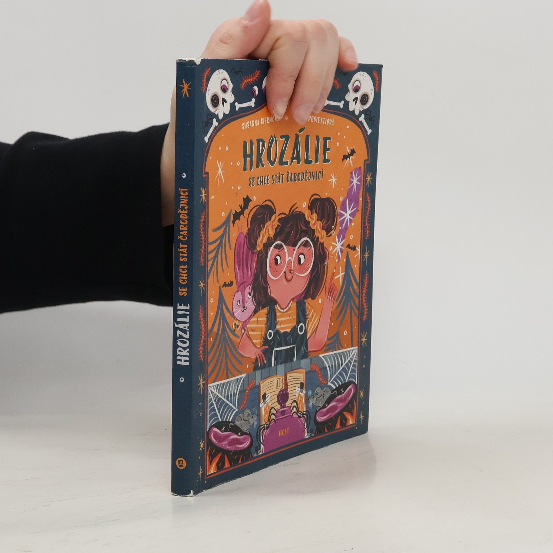 Susanna Isern Hrozálie se chce stát čarodějnicí