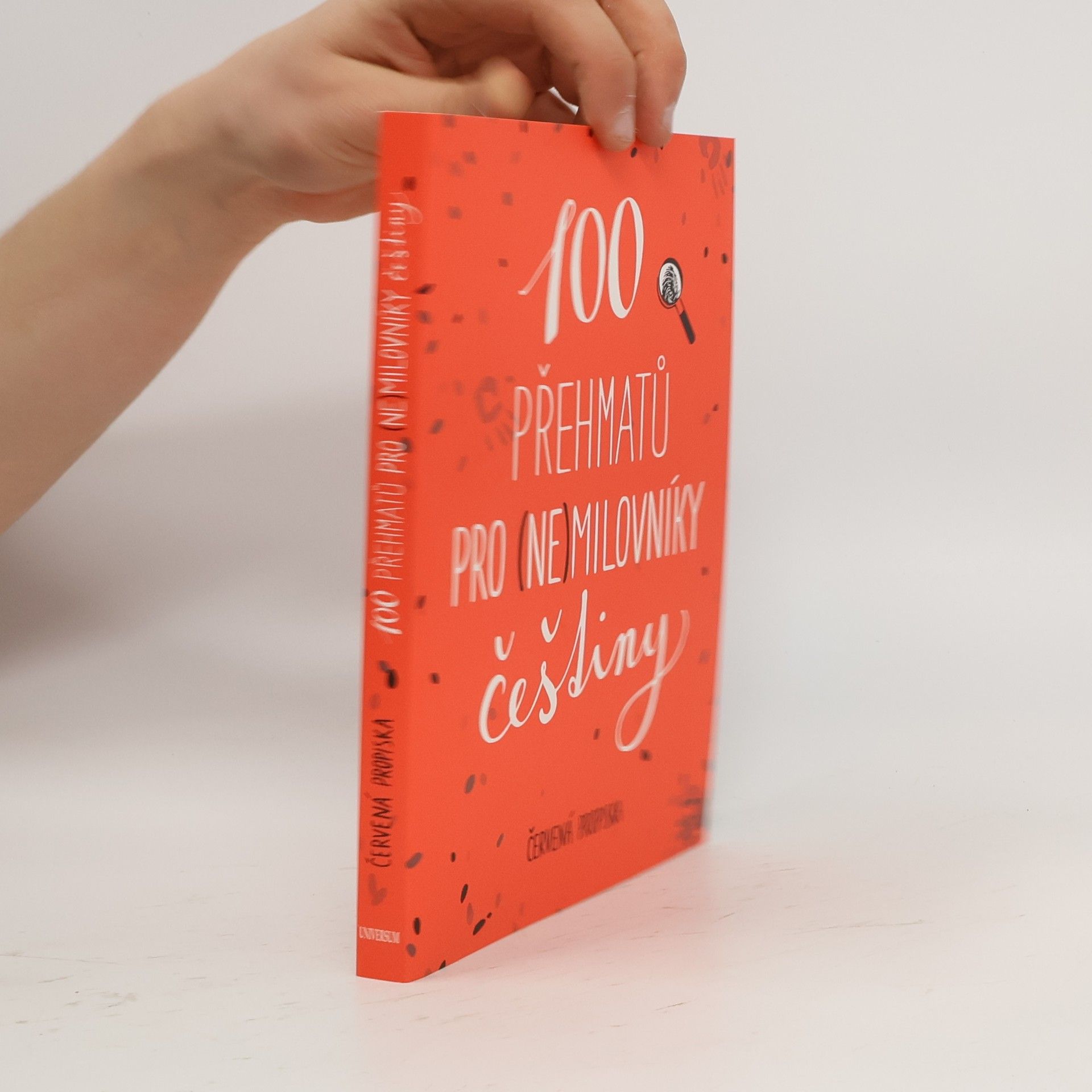 Sabina Straková 100 přehmatů pro (ne)milovníky češtiny