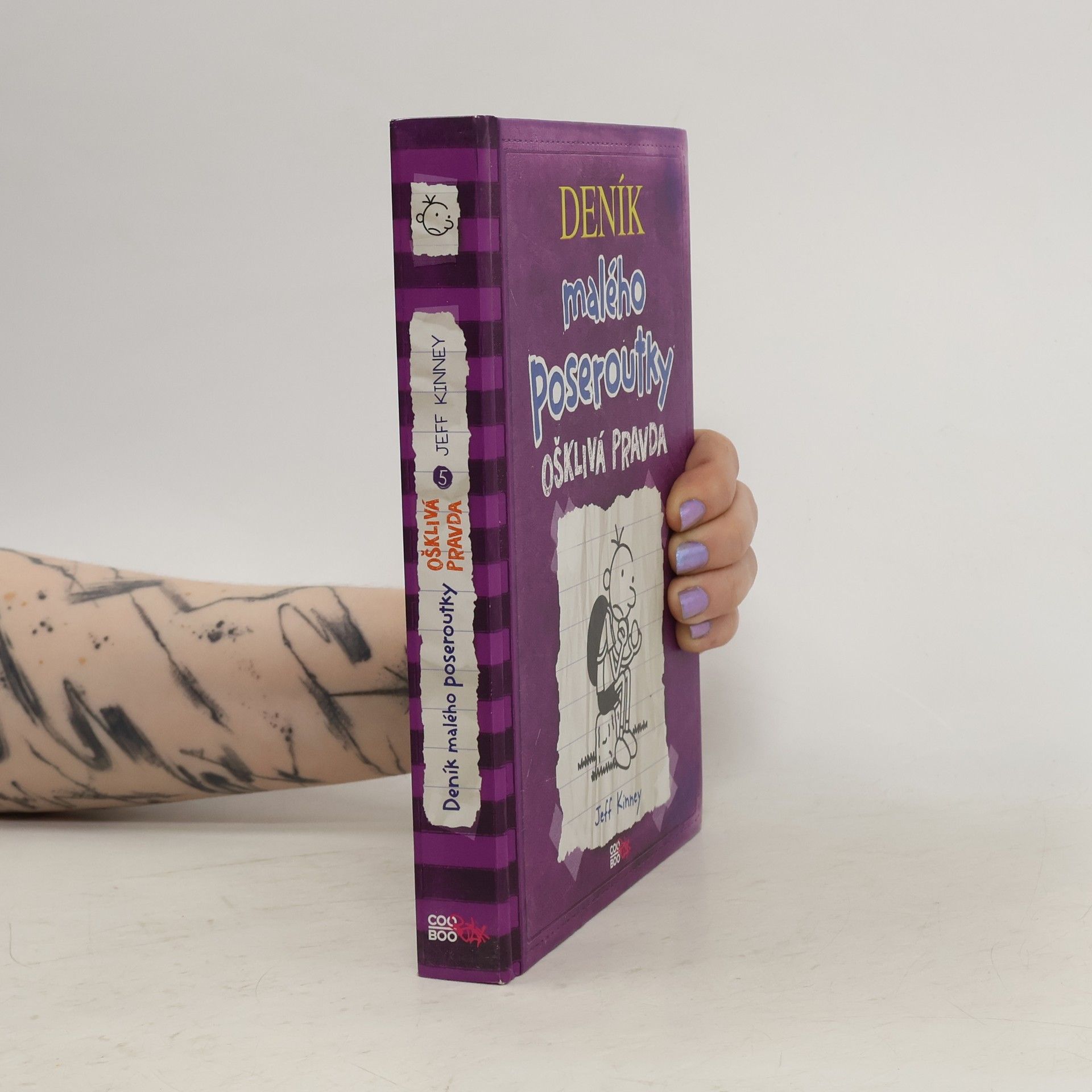 Jeff Kinney Deník malého poseroutky 5. Ošklivá pravda