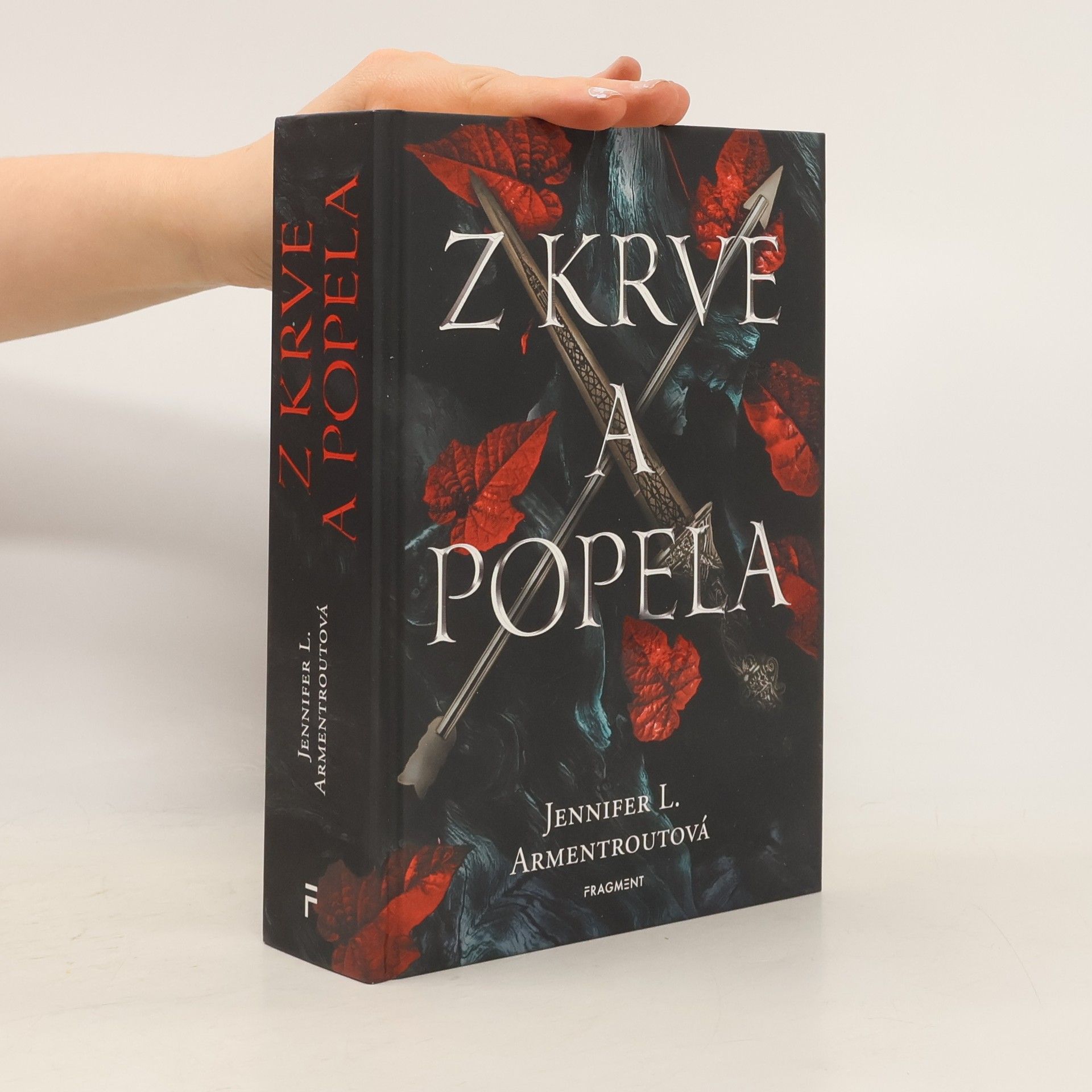 Jennifer L. Armentrout Z krve a popela