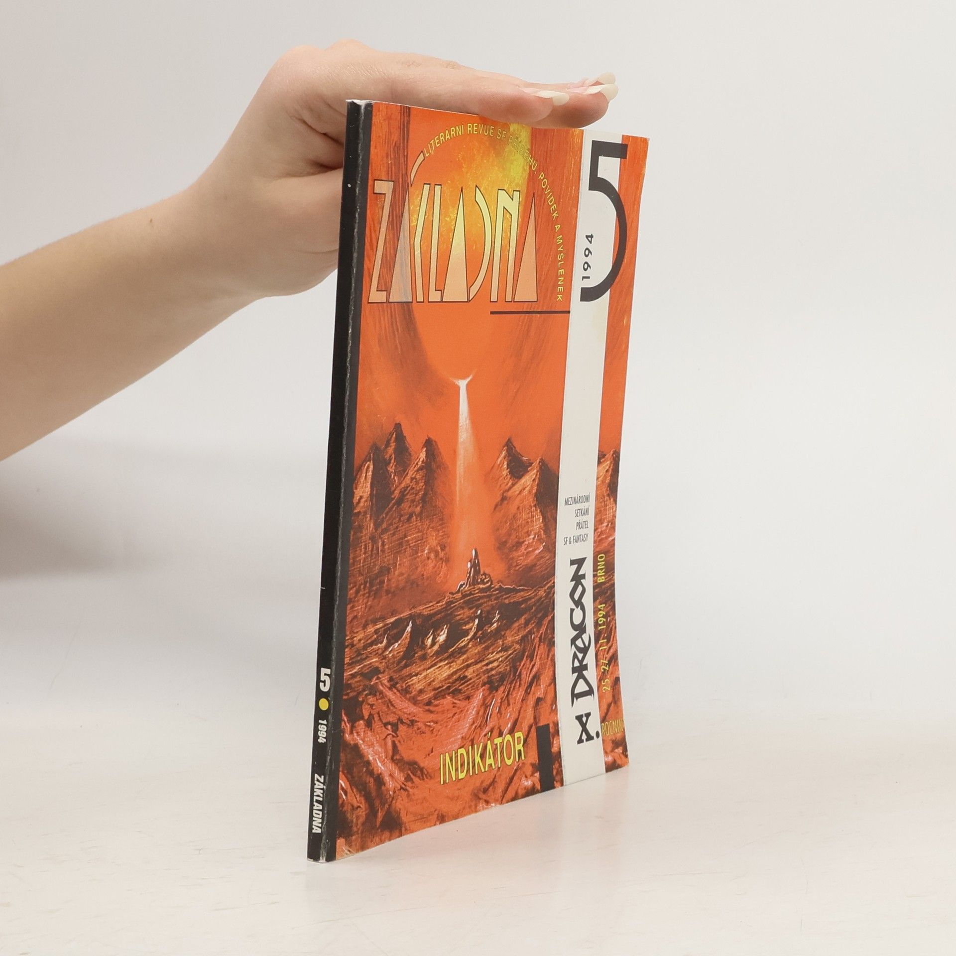 * antologie Základna 5