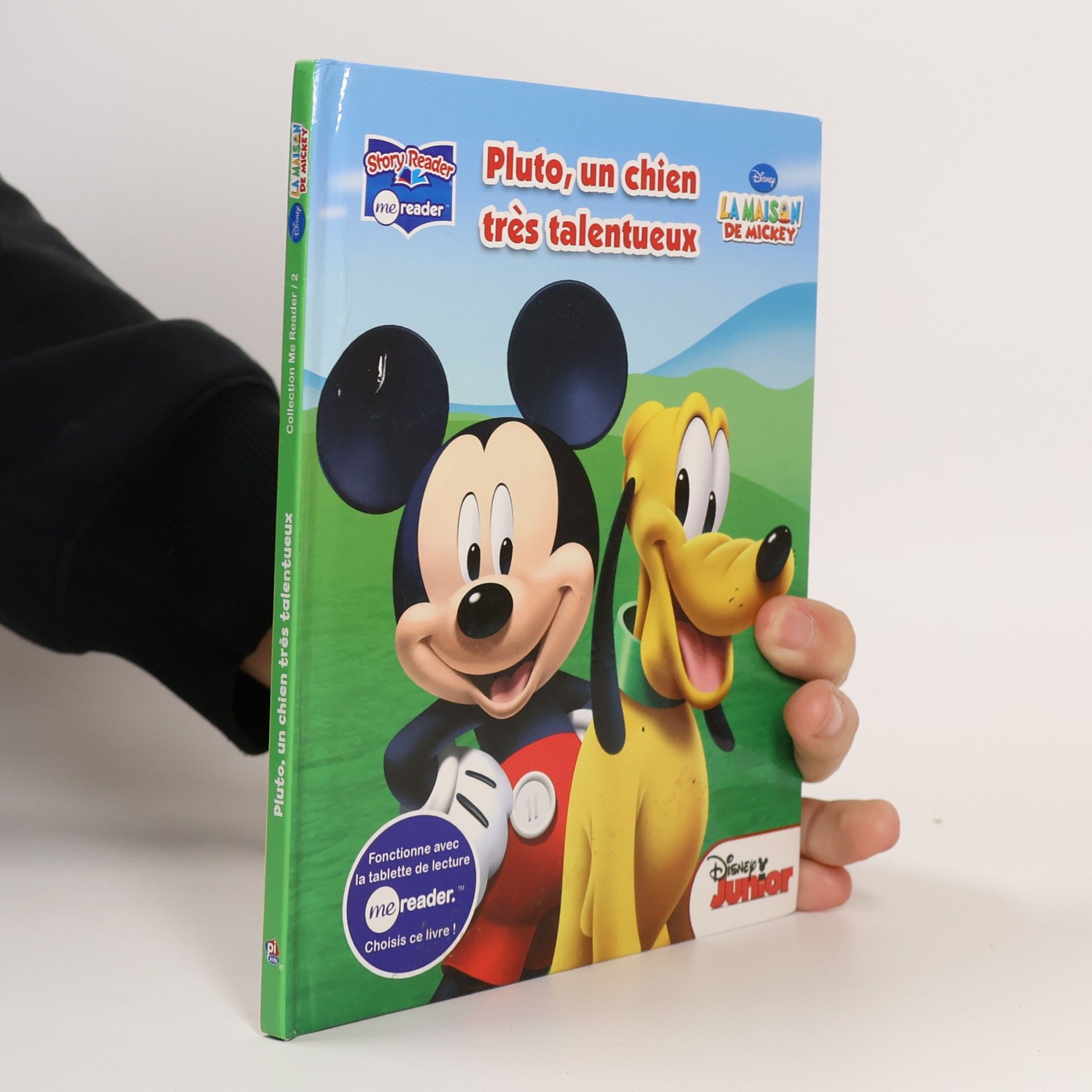 AA.VV. Pluto, un chien très talentueux