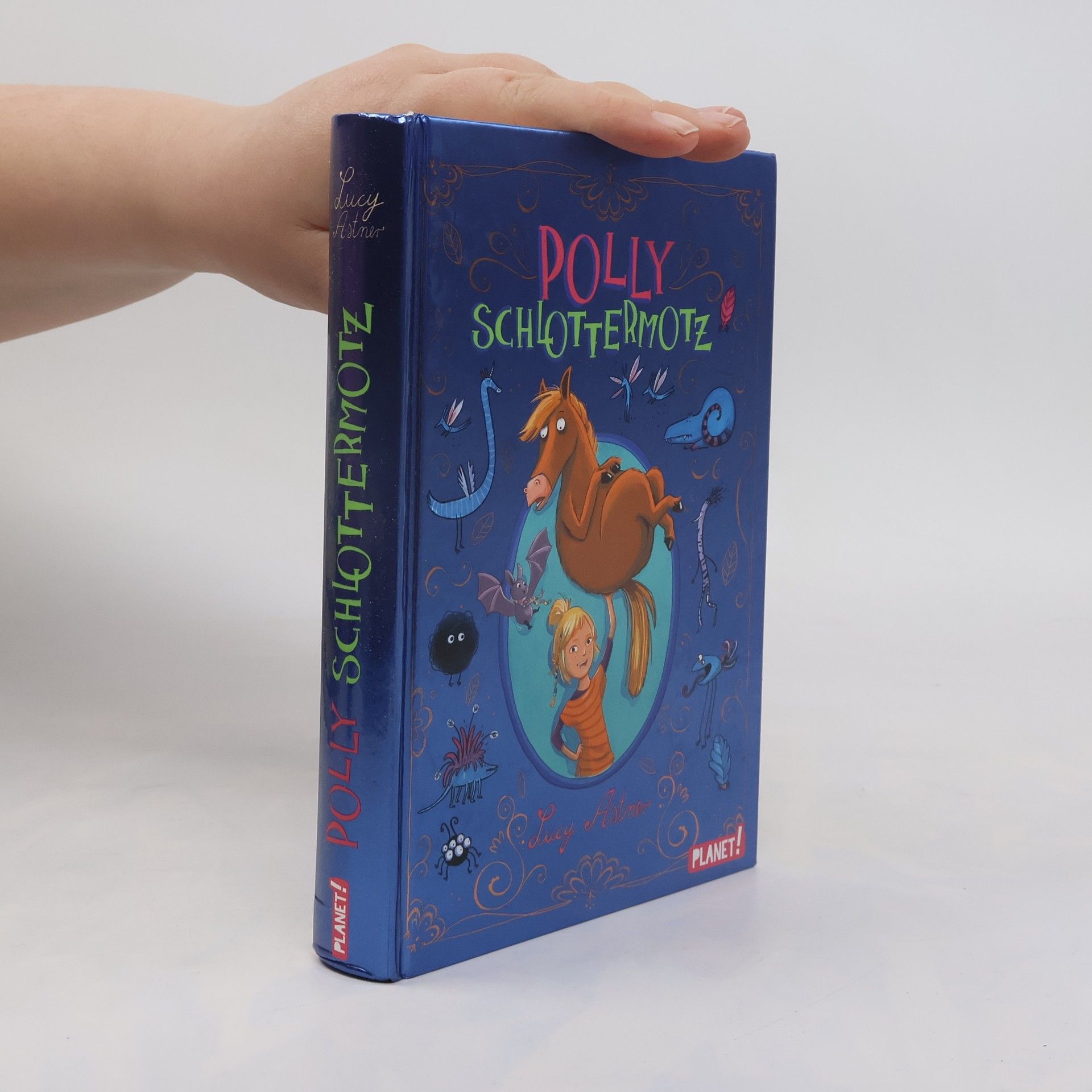 Lucy Astner Polly Schlottermotz