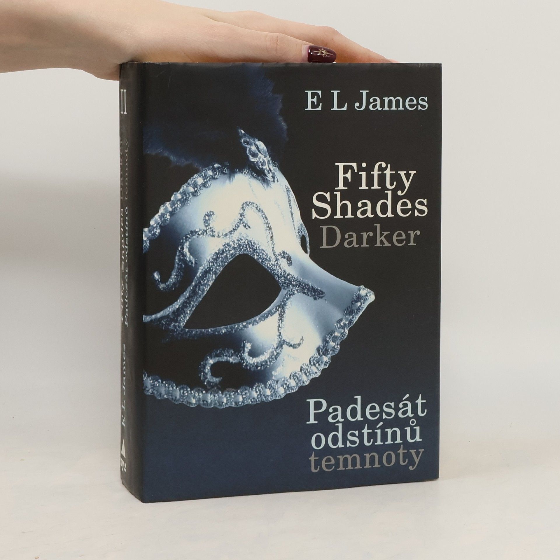 E. L. James Padesát odstínů temnoty
