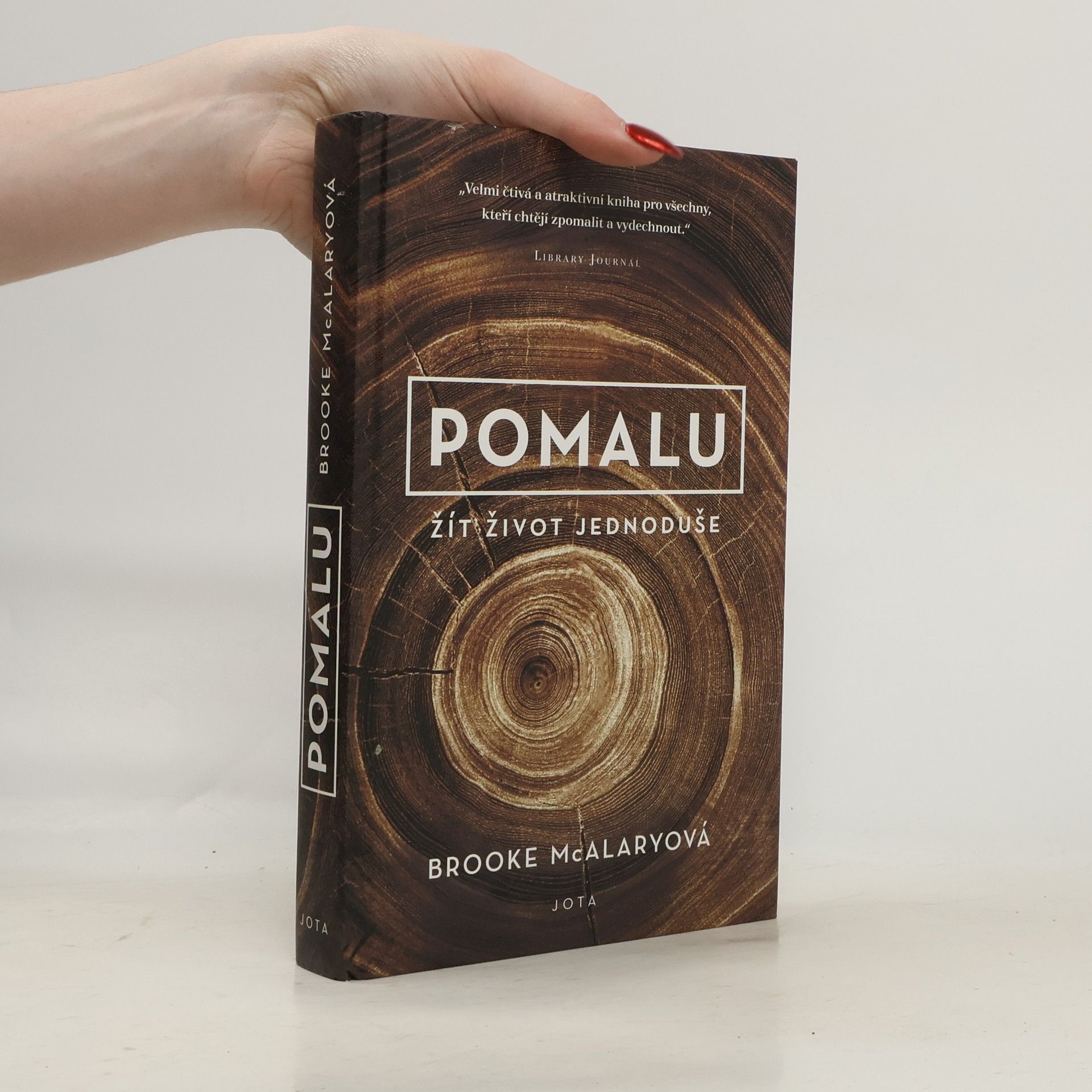 Brooke McAlary Pomalu