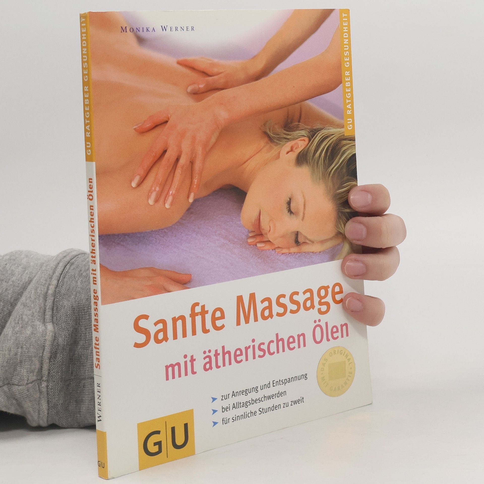 GU Ratgeber Gesundheit: Sanfte Massage mit ätherischen Ölen
