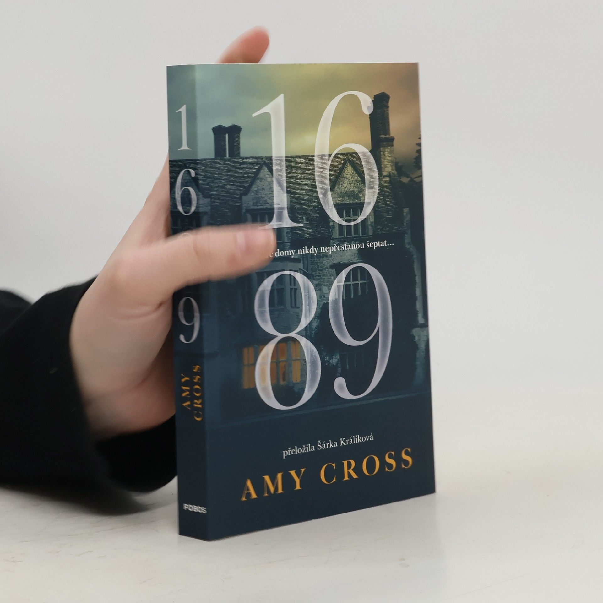 Amy Cross 1689