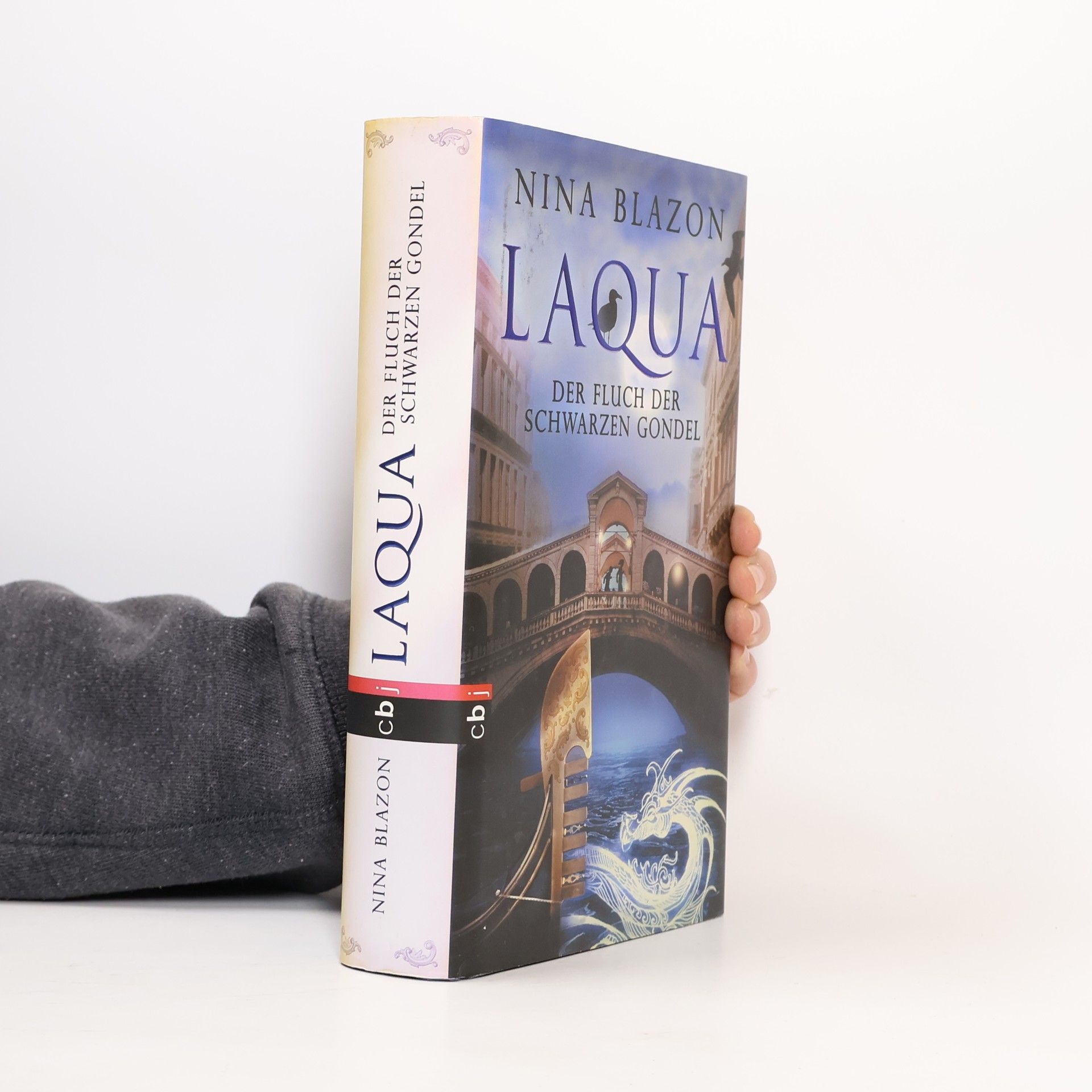 Nina Blazon Laqua