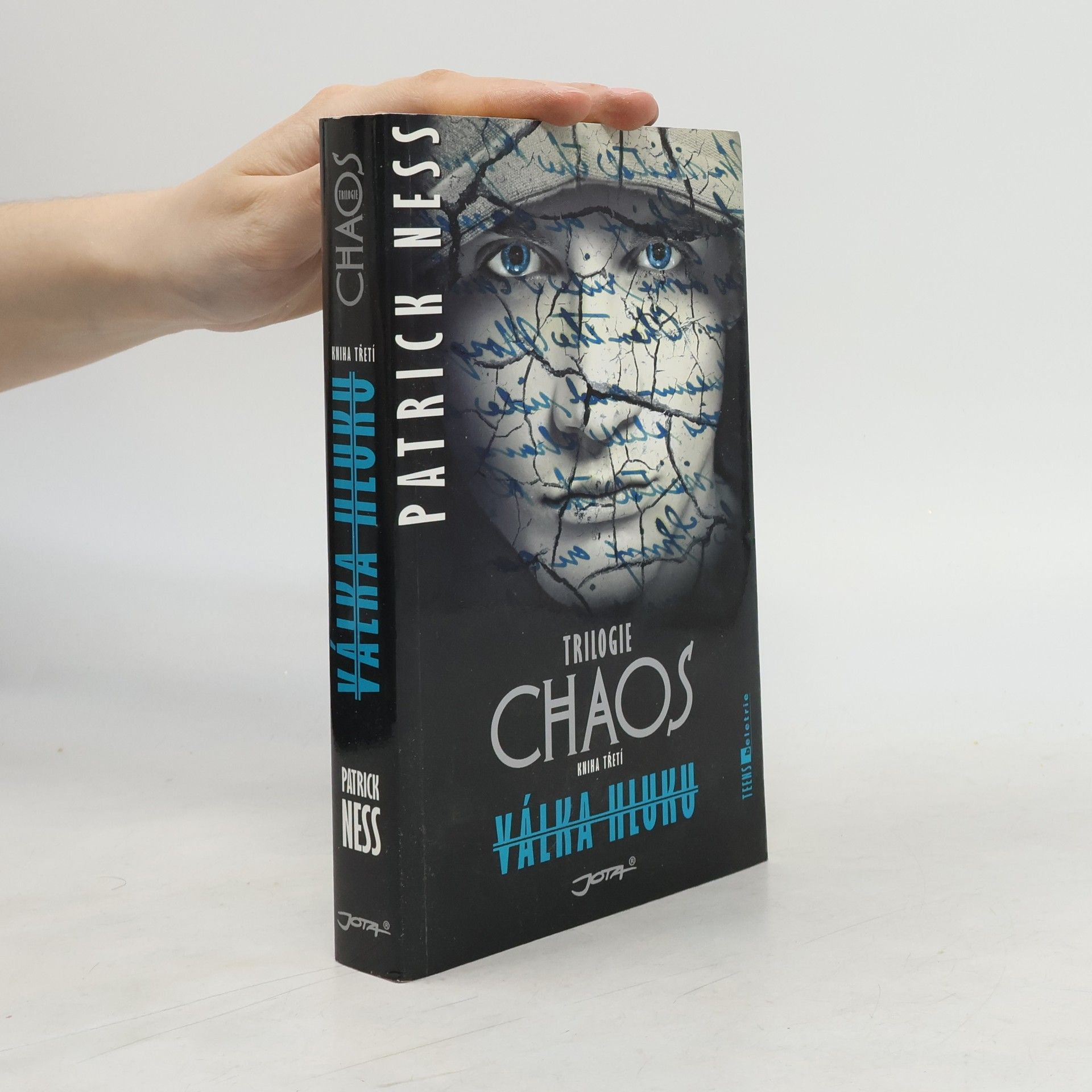 Patrick Ness Chaos : trilogie. Kniha třetí, Válka Hluku