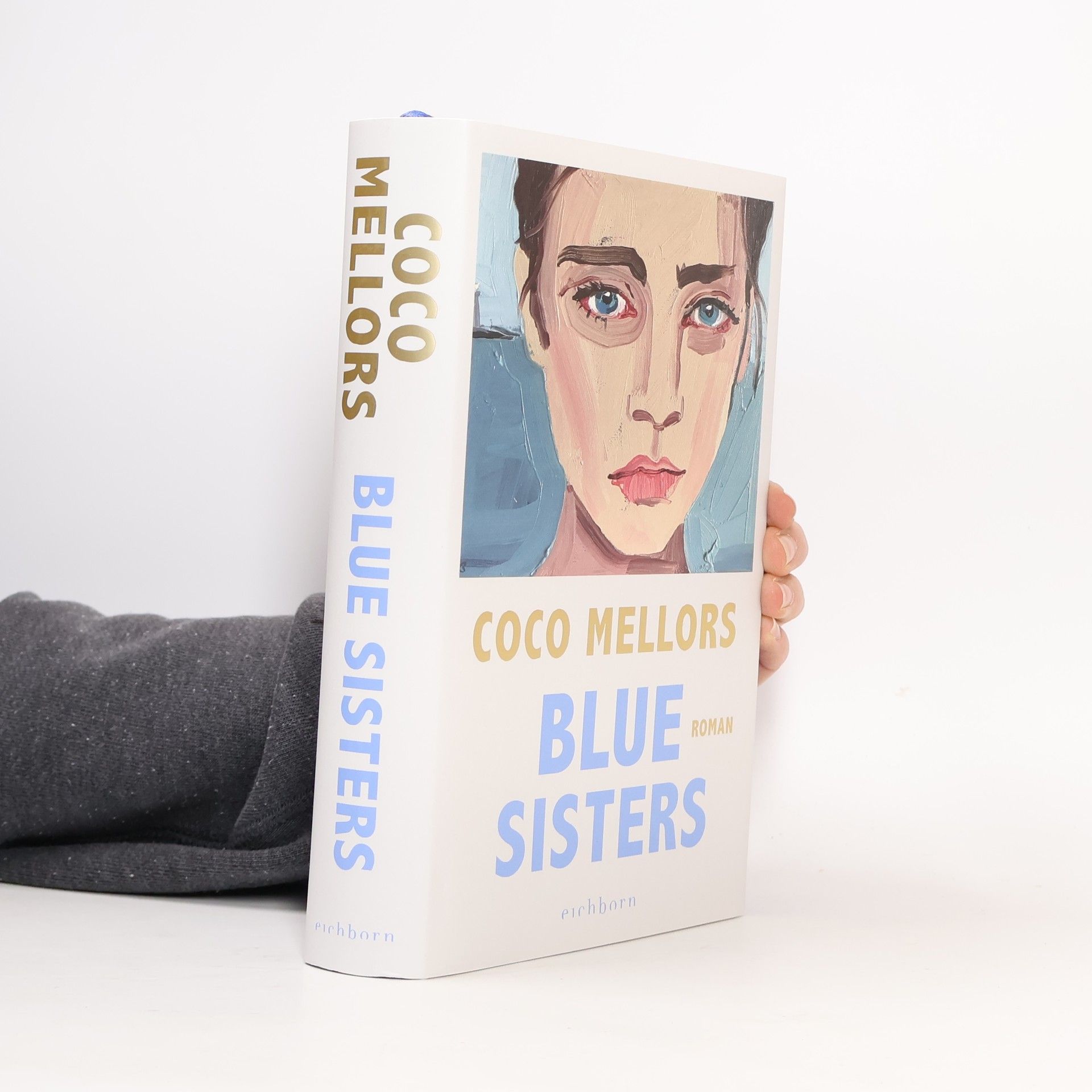 Coco Mellors Blue Sisters