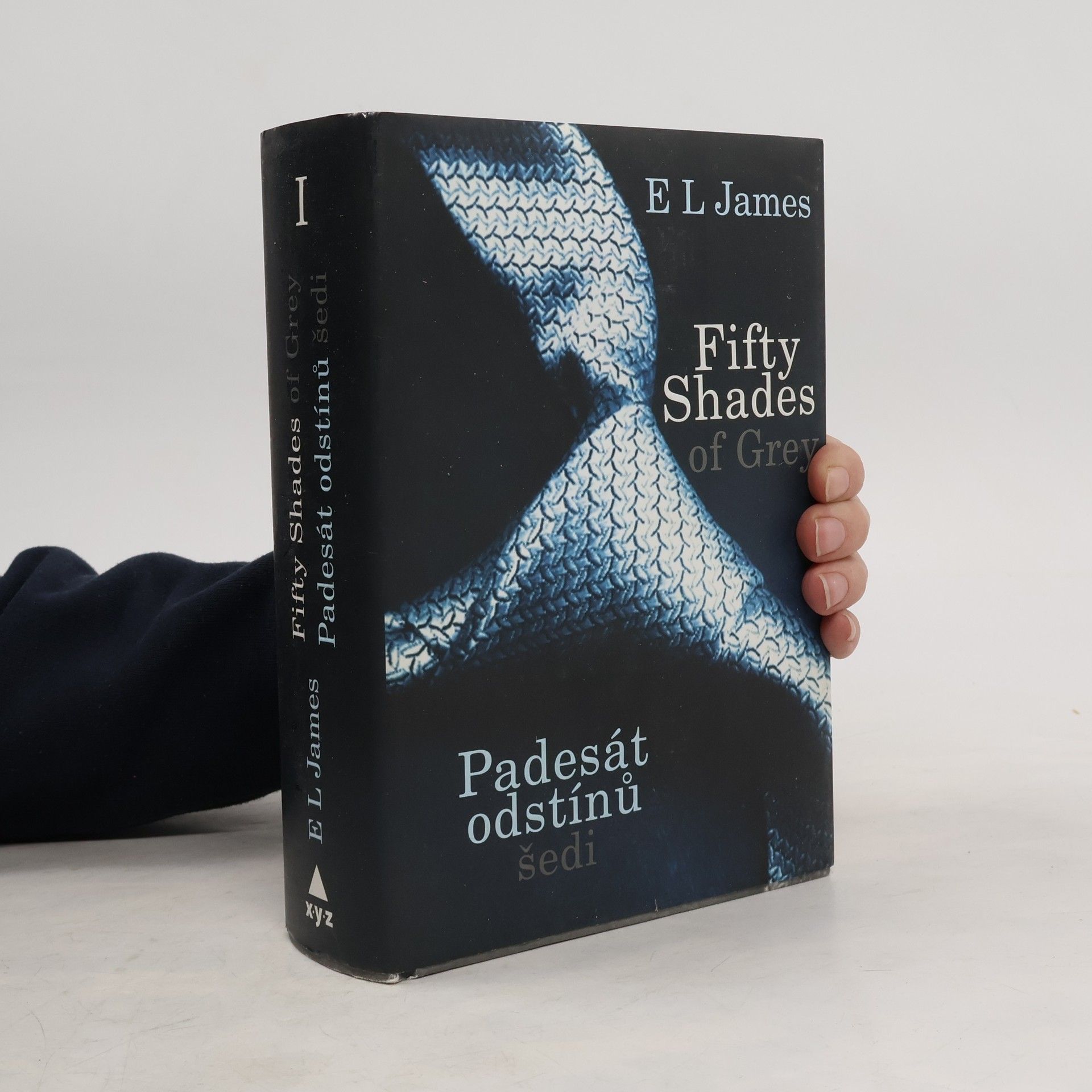 Padesát odstínů šedi
