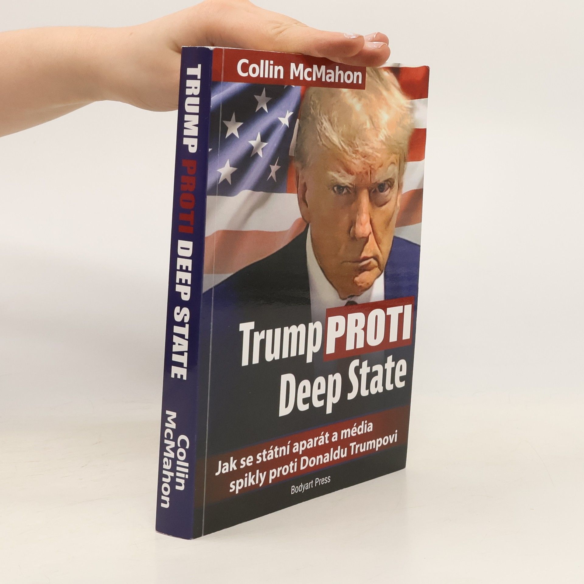 Collin McMahon Trump proti Deep State