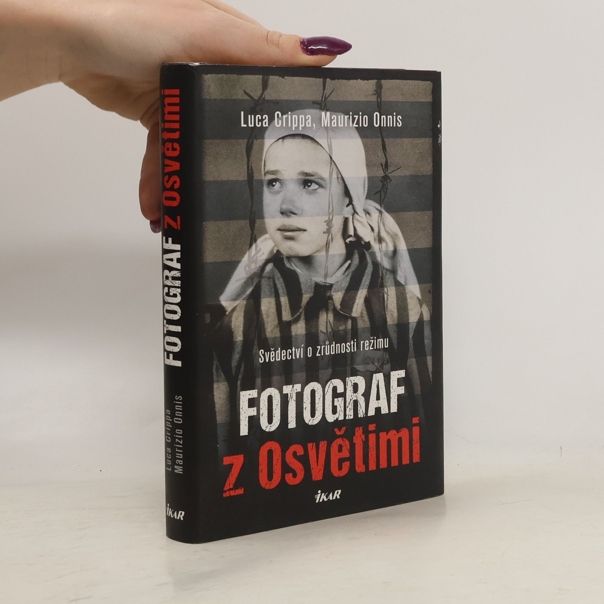 Luca Crippa Fotograf z Osvětimi
