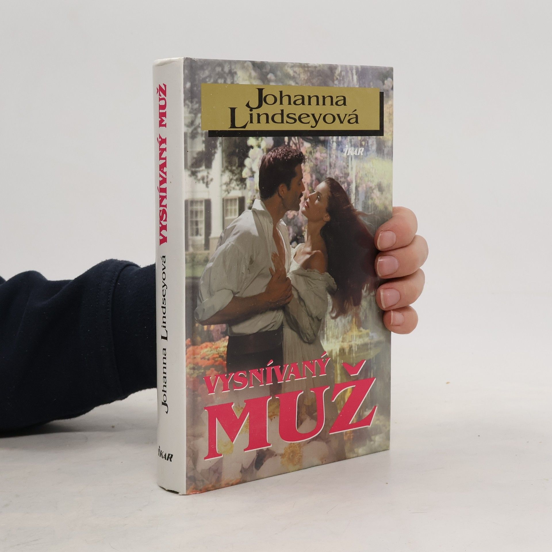 Johana Lindseyová Vysnívaný muž