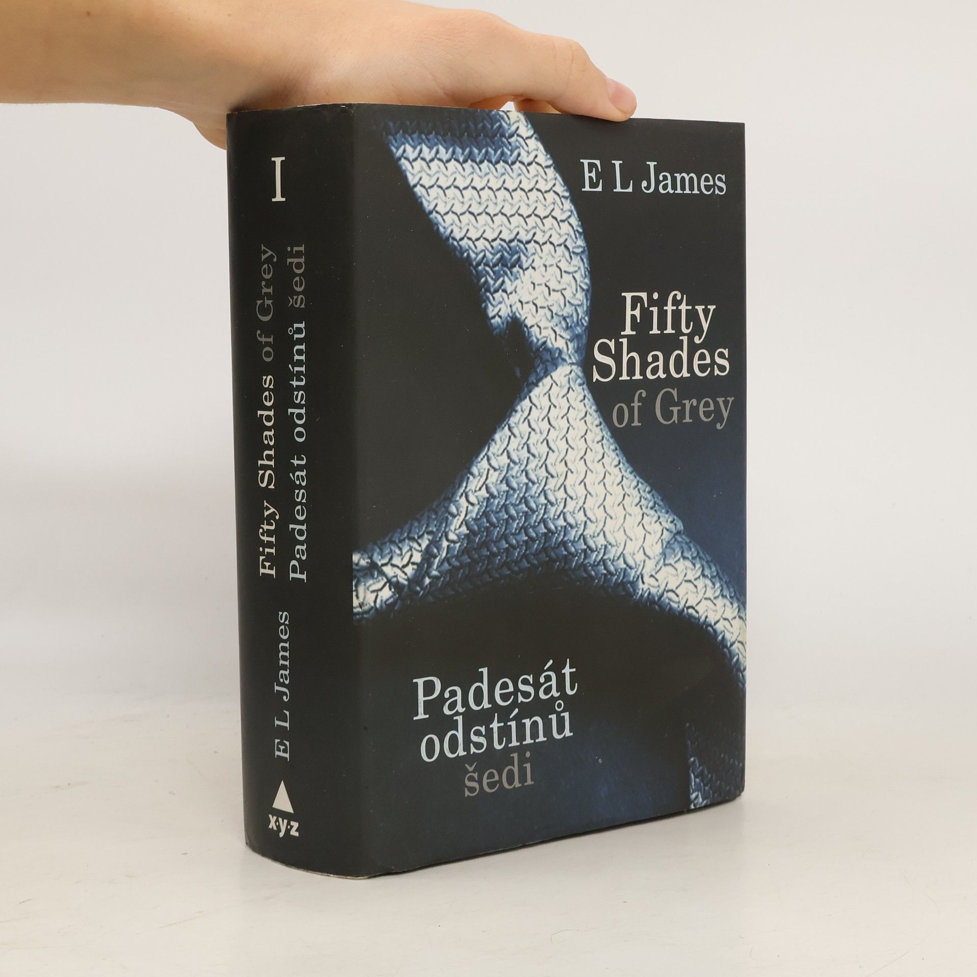 Padesát odstínů šedi