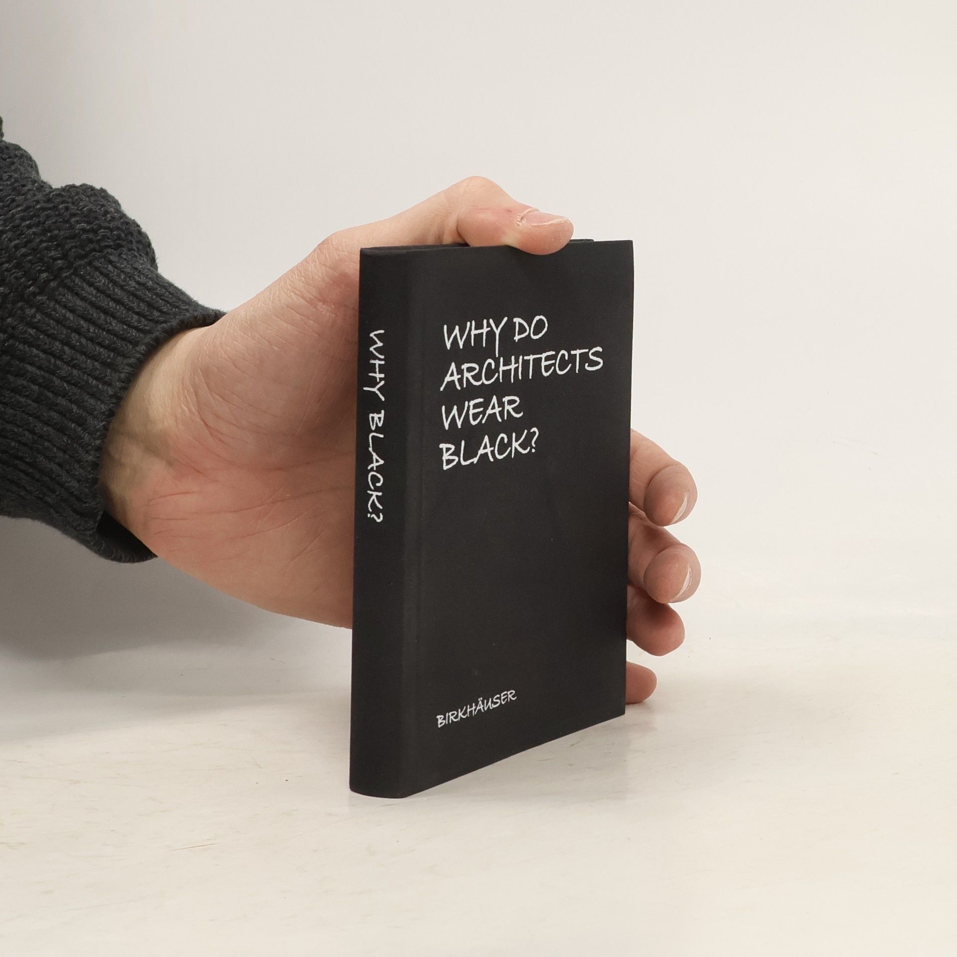 Why Do Architects Wear Black?