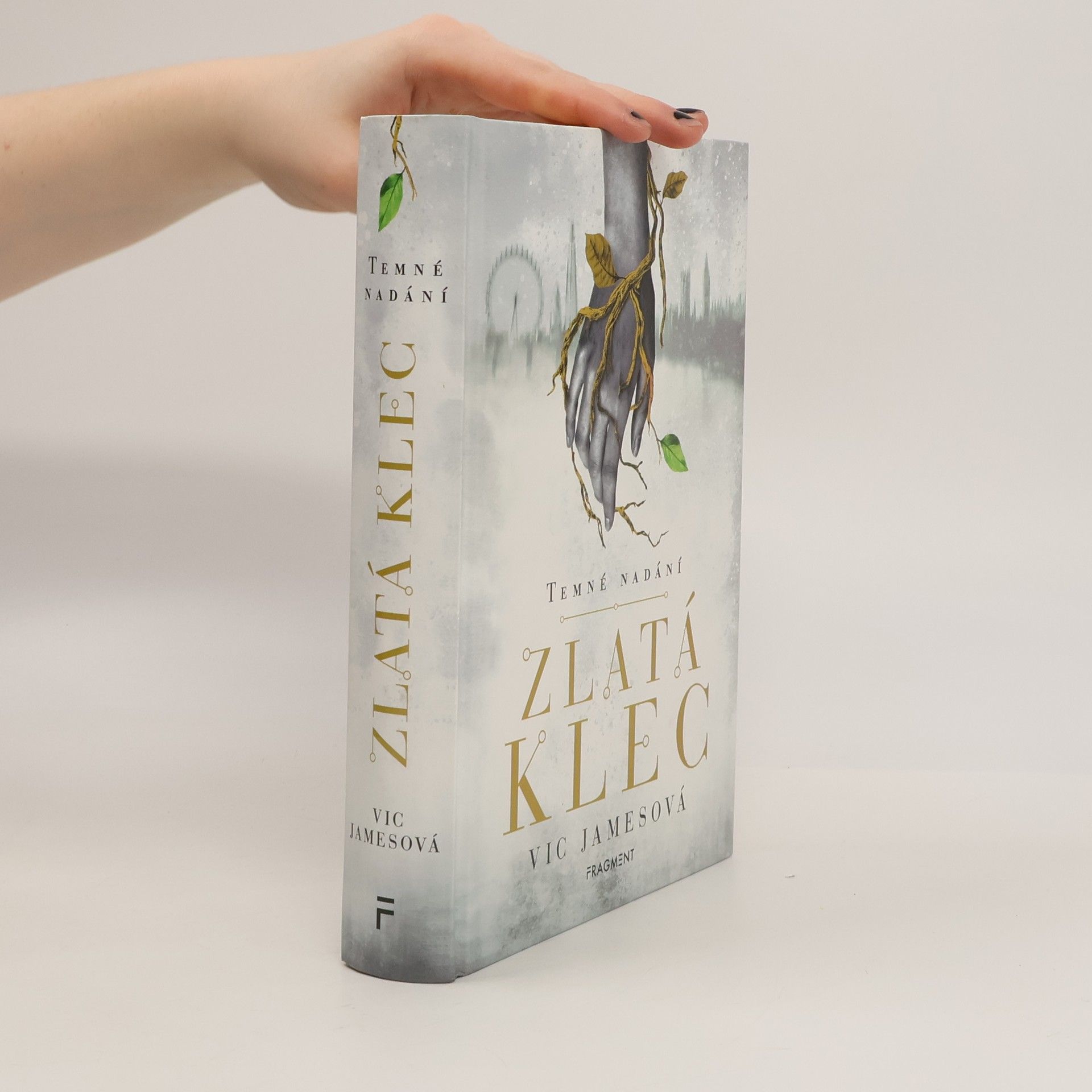 Vic James Zlatá klec