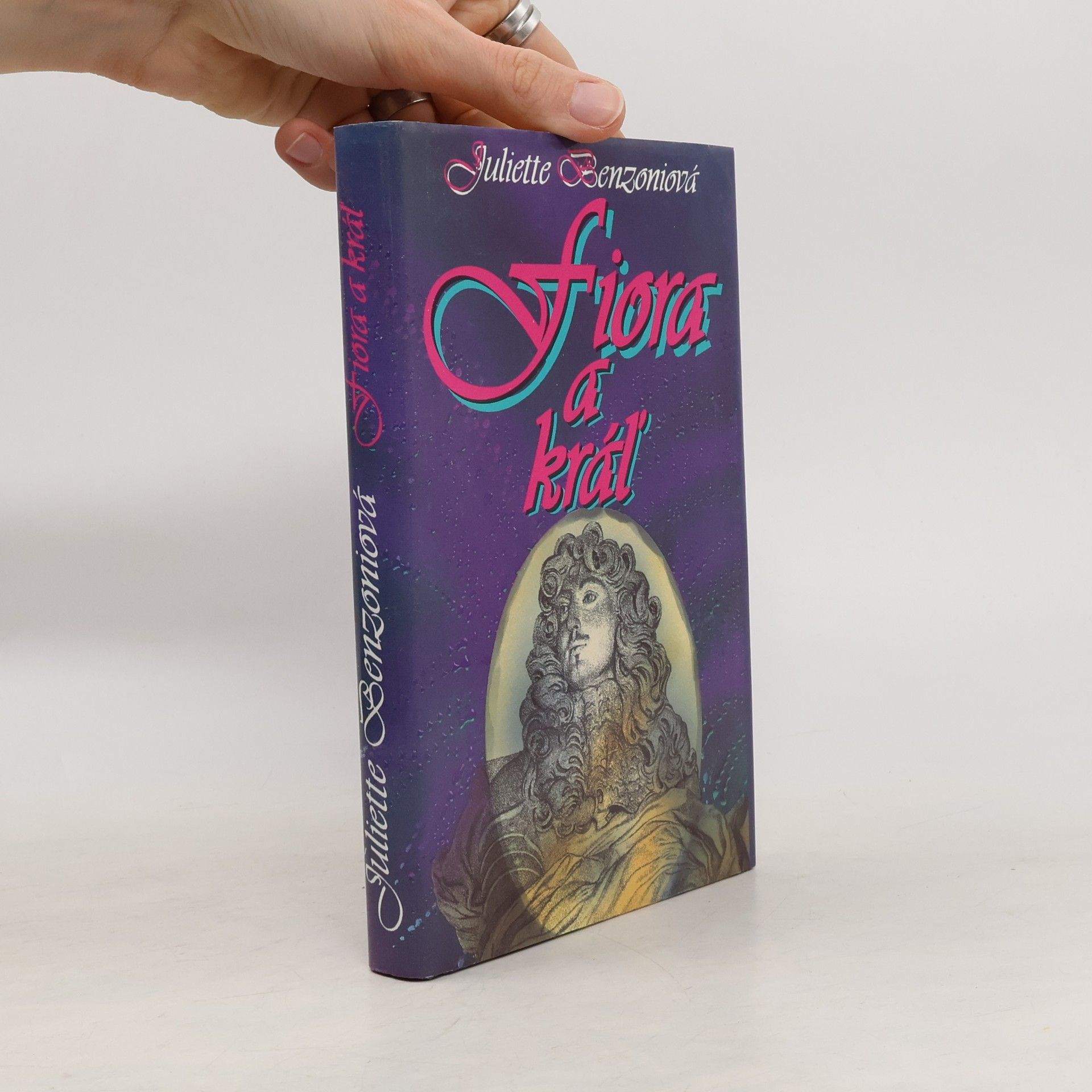 Juliette Benzoni Fiora a kráľ